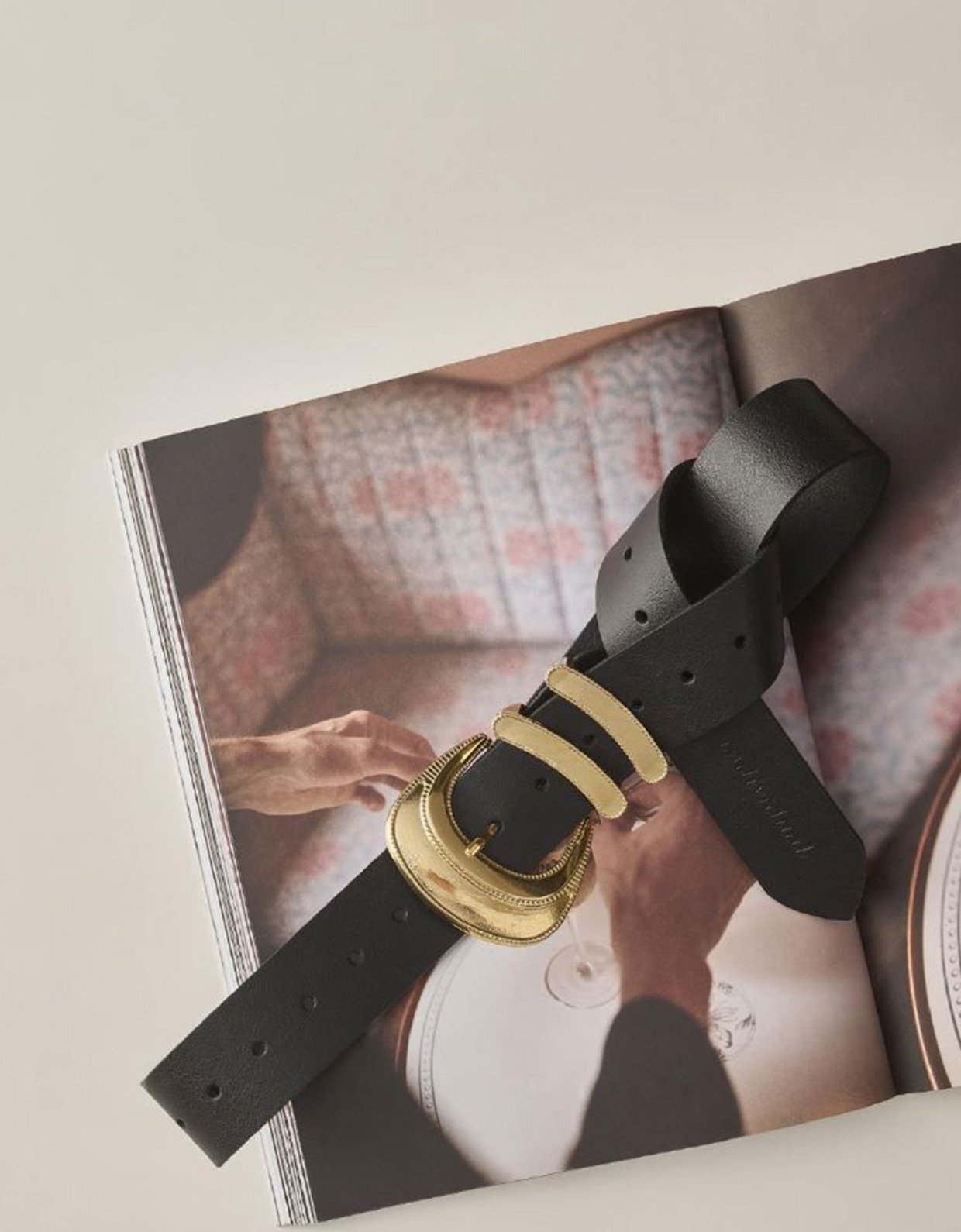 Individual Art Leather Let’s dance leather belt black gold