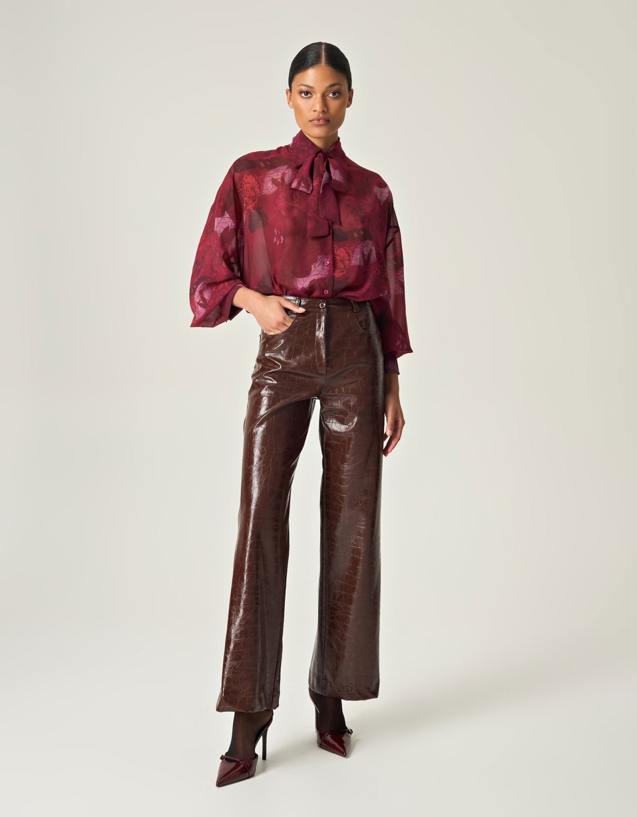 Eveleya Cocoa croco leather pants