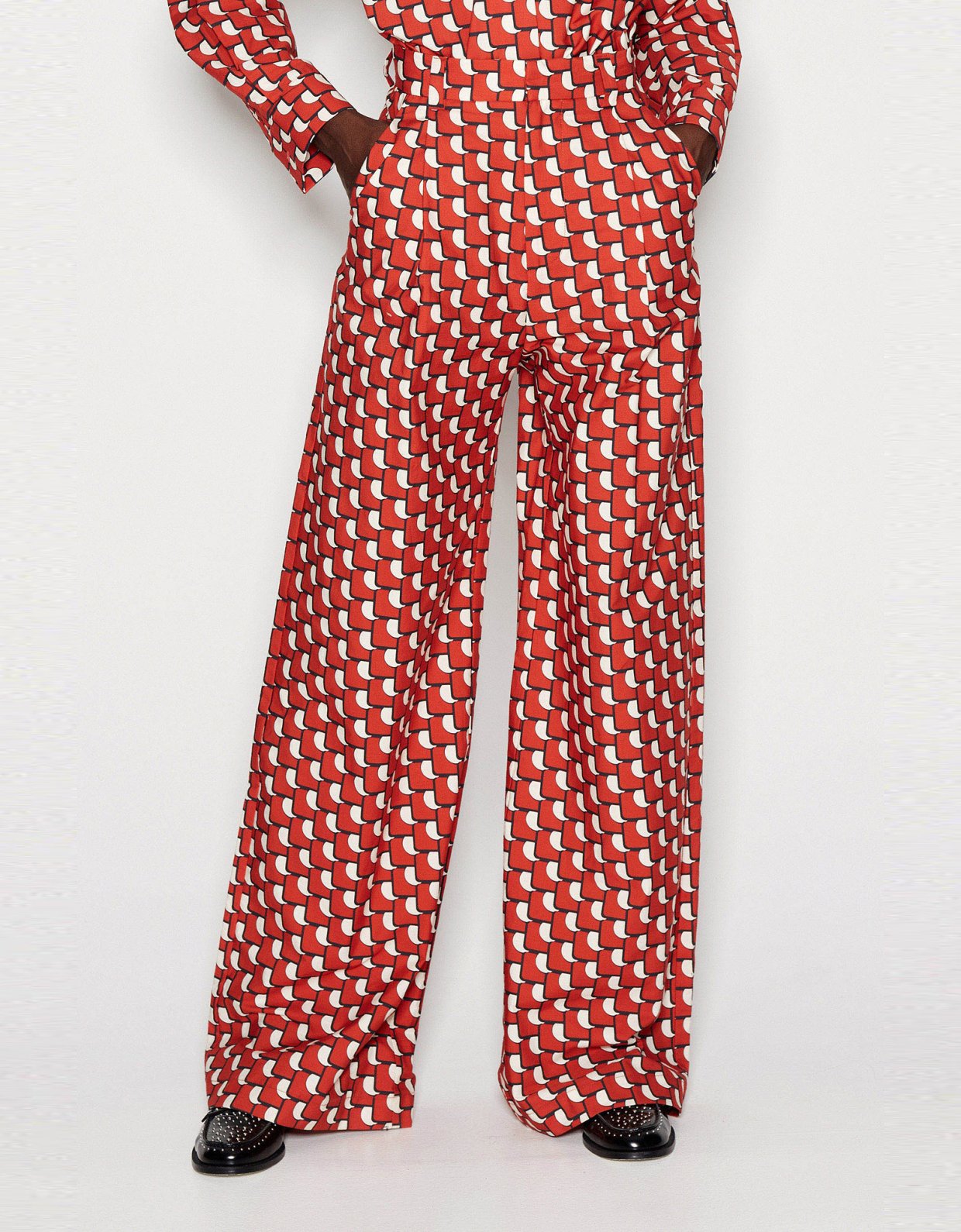 Nadia Rapti Visual effect trousers red