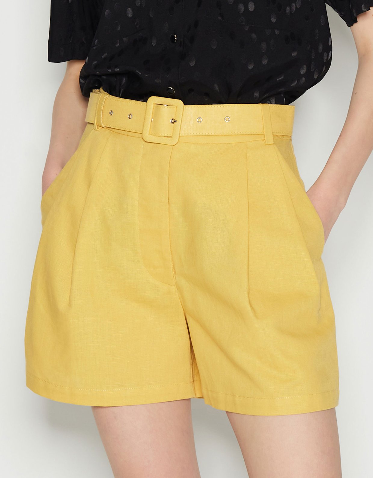 Nadia Rapti Felicity shorts ochre