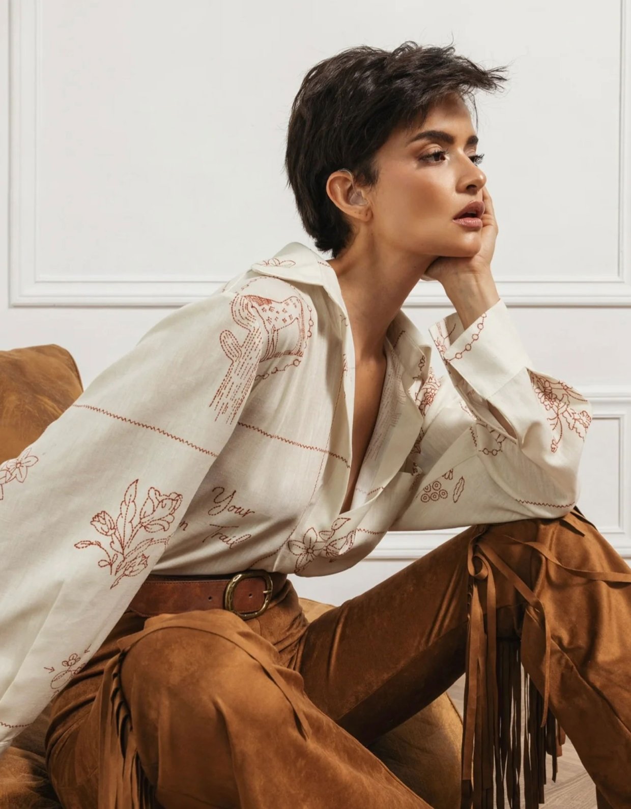 Abstracto Saloon unisex shirt red