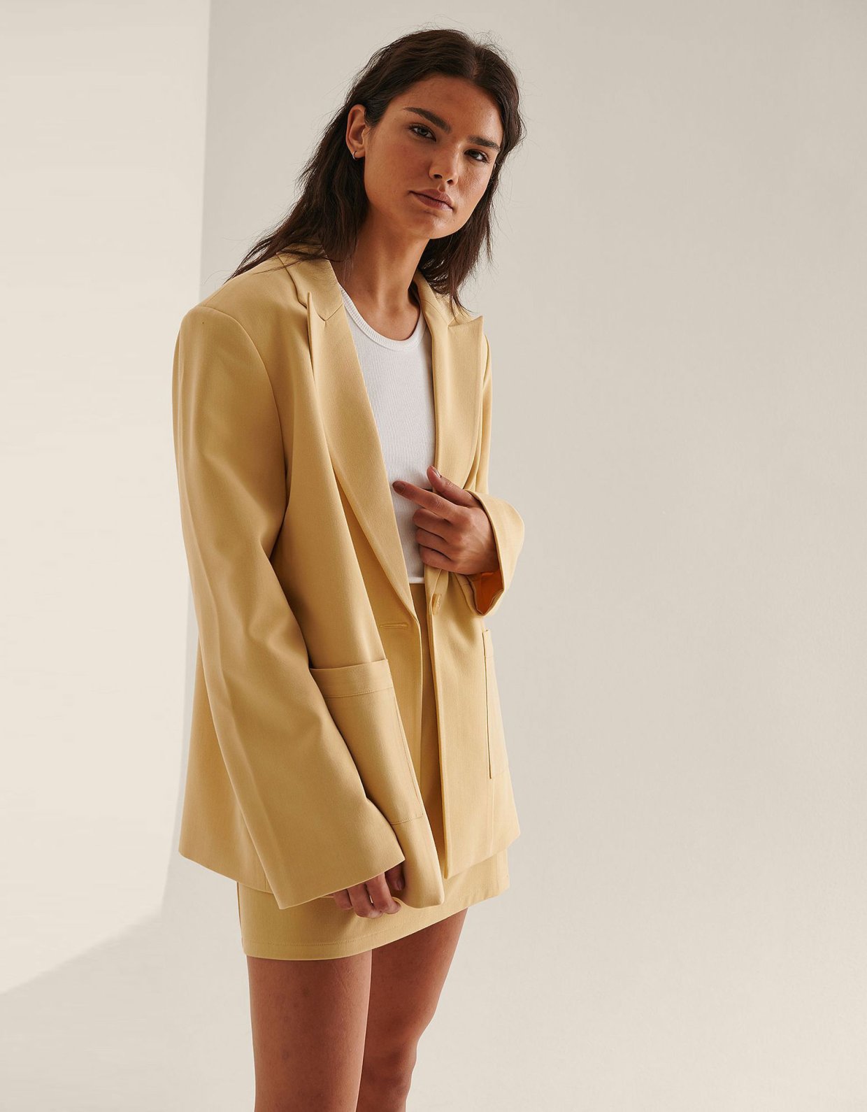 NA-KD One button oversized pale yellow