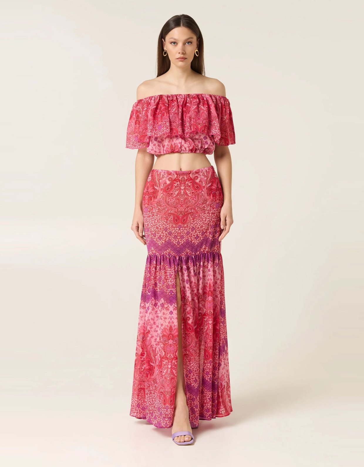 Eveleya Amarilis off shoulder top