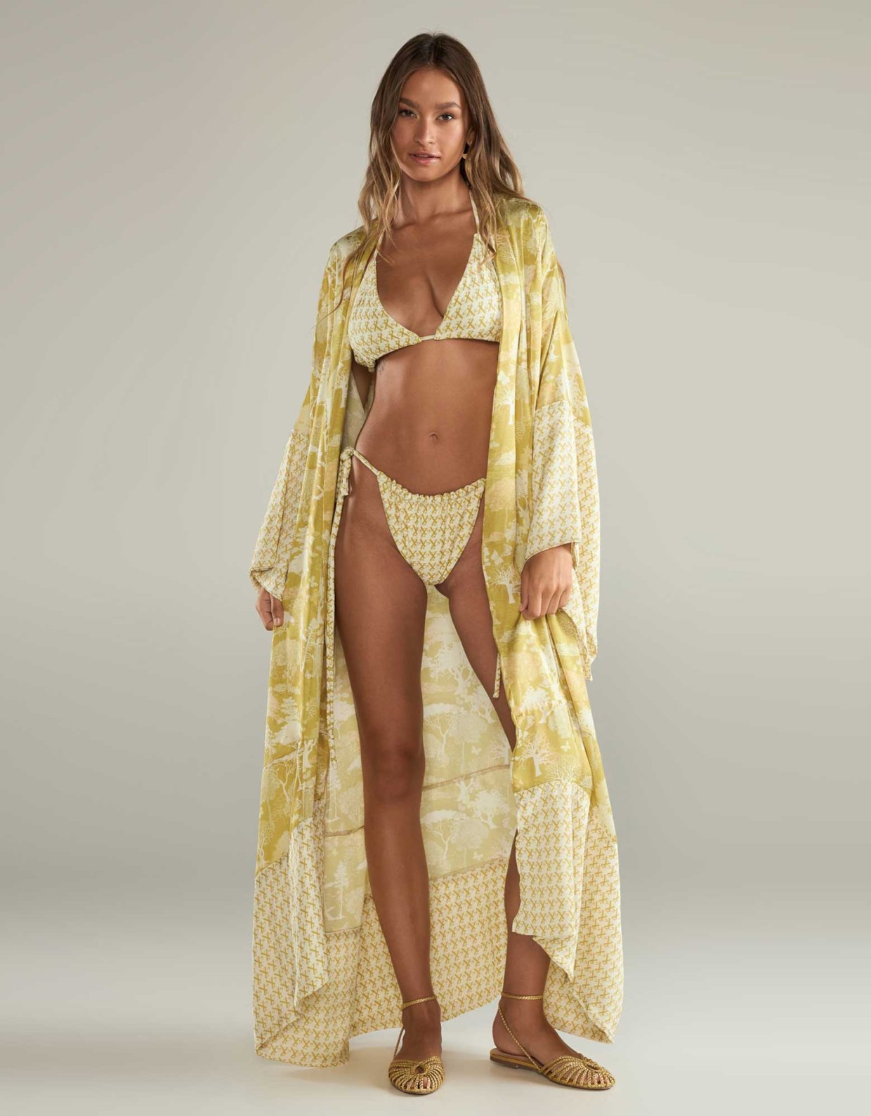 Eveleya Goldie satin kimono