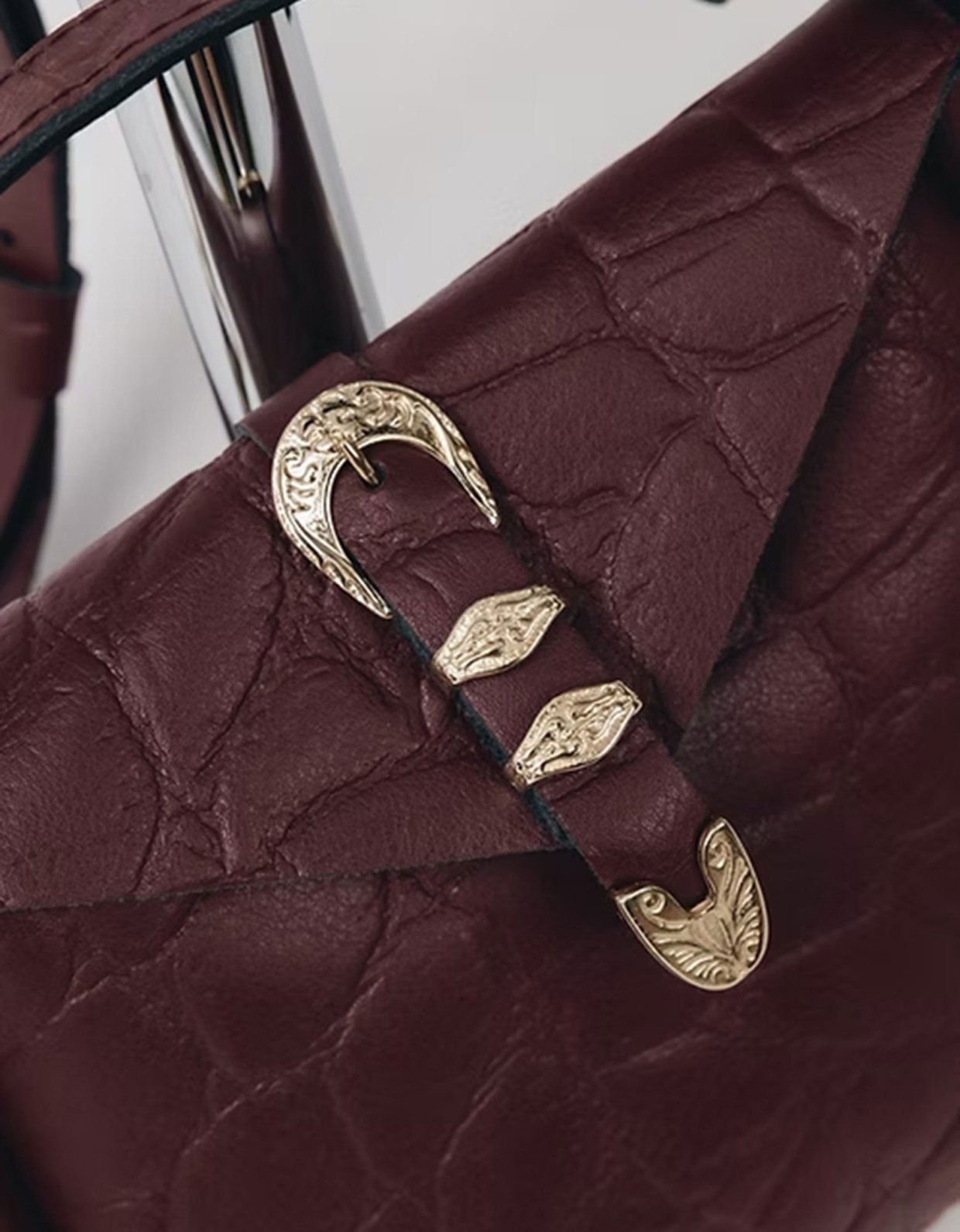 Individual Art Leather Here with me bag cherry-gold