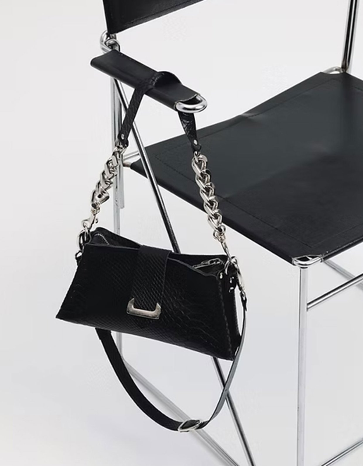 Individual Art Leather Avalon bag black-nickel