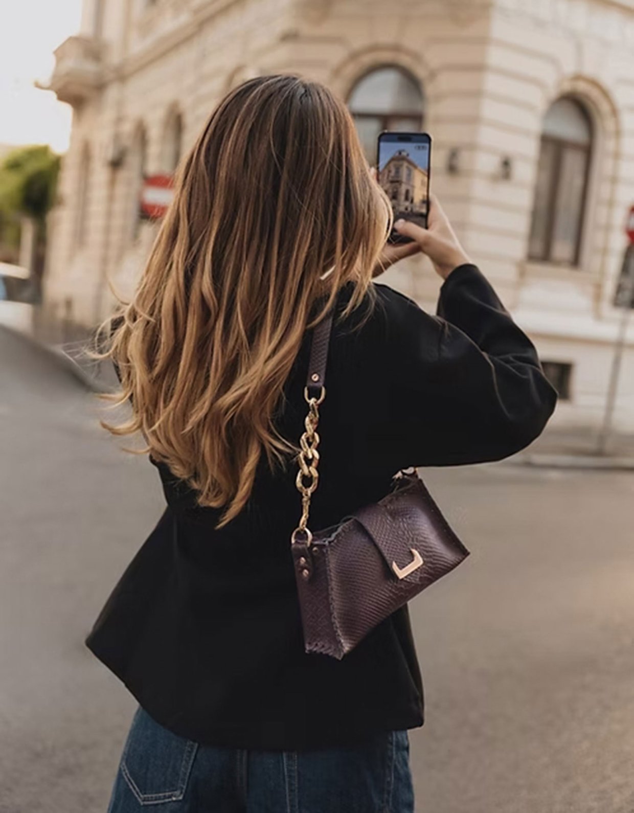 Individual Art Leather Avalon bag dark plum-gold