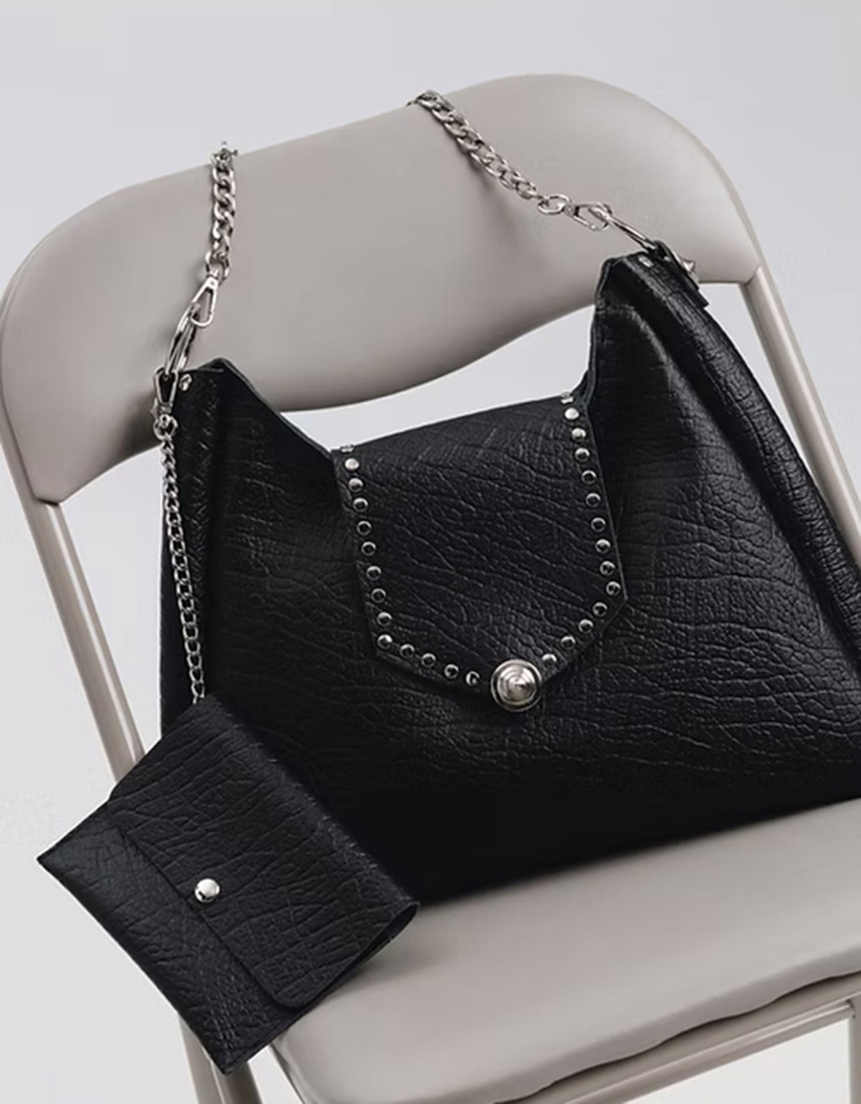 Individual Art Leather Somewhere I belong bag black-nickel