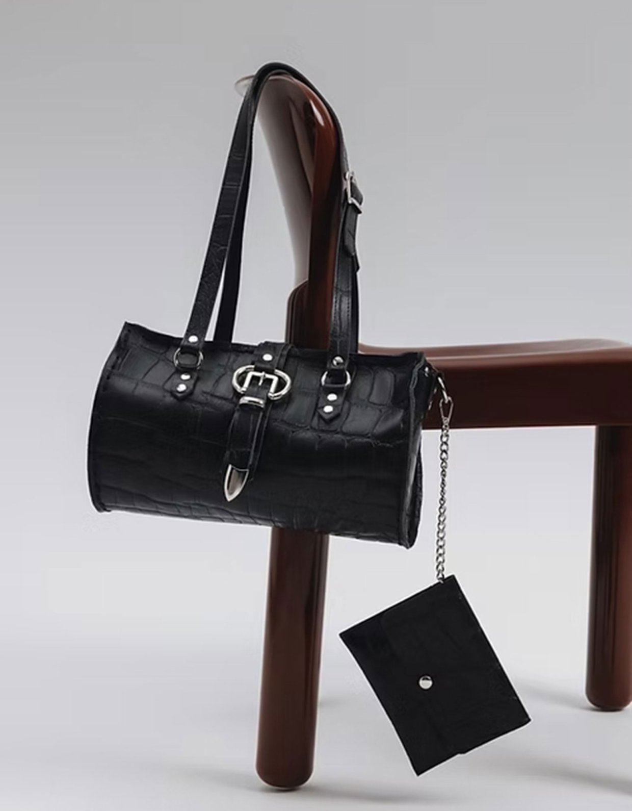 Individual Art Leather Endlessly bag black-nickel
