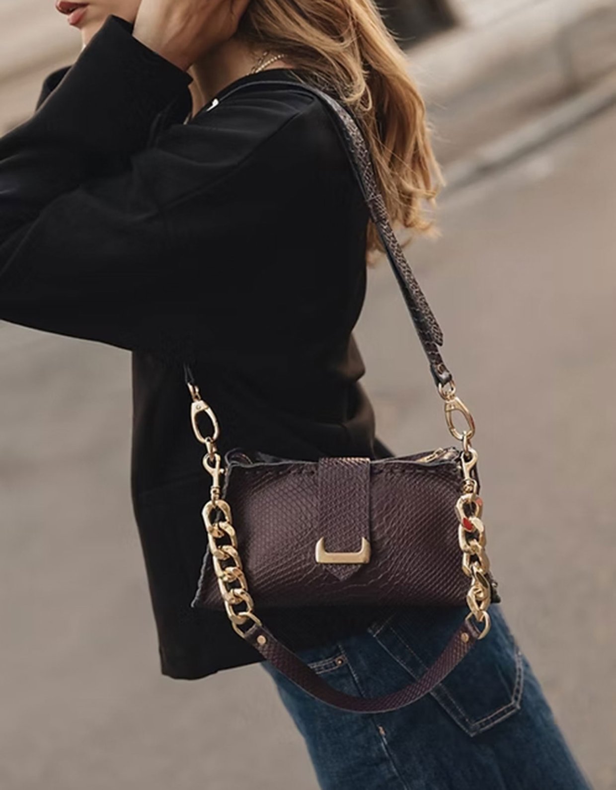 Individual Art Leather Avalon bag dark plum-gold