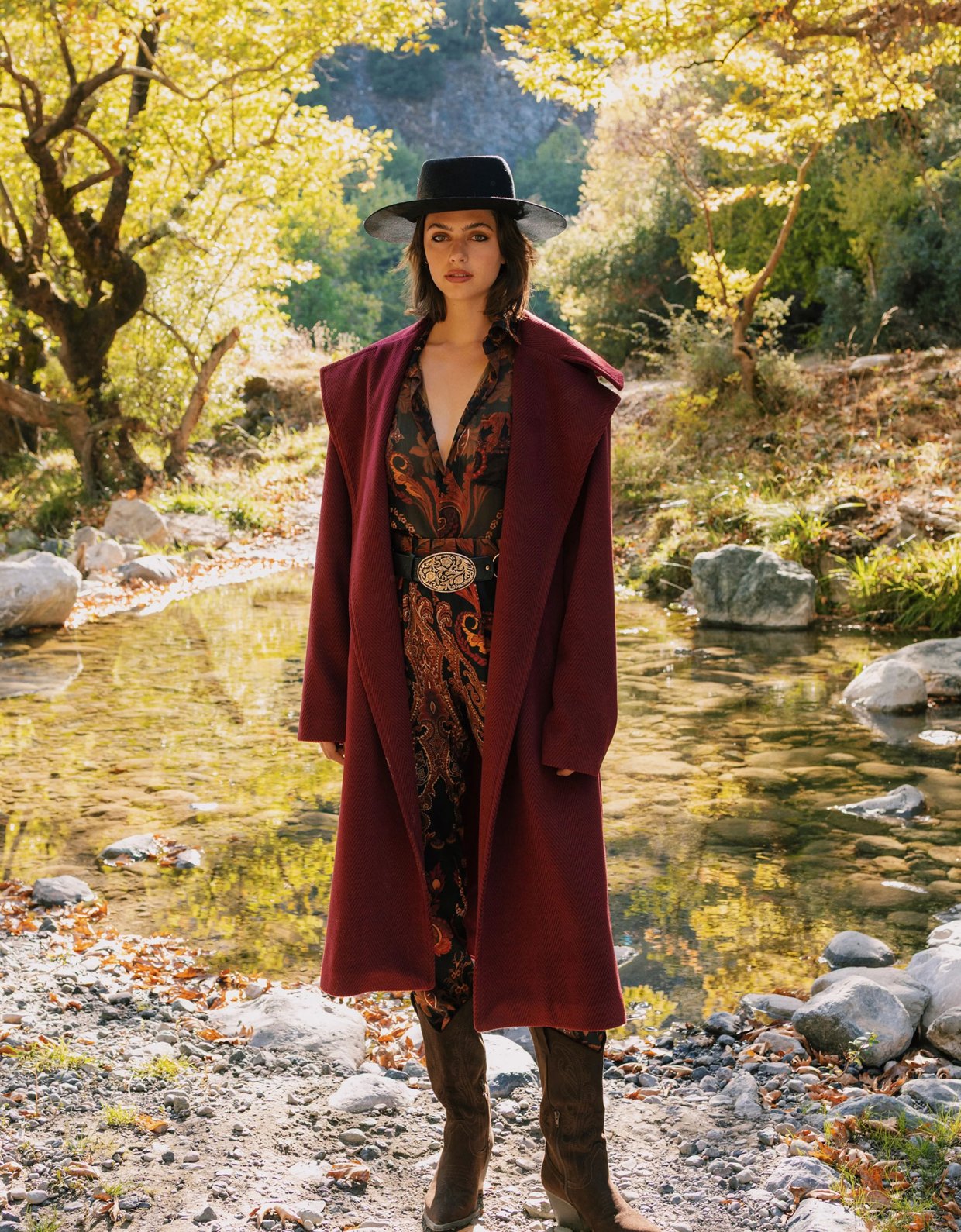 Abstracto Memi wine red coat