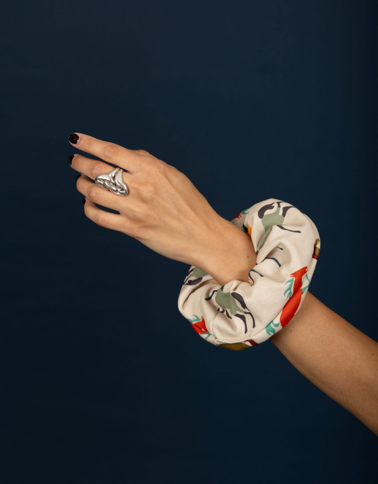 Chaton Clemence scrunchie