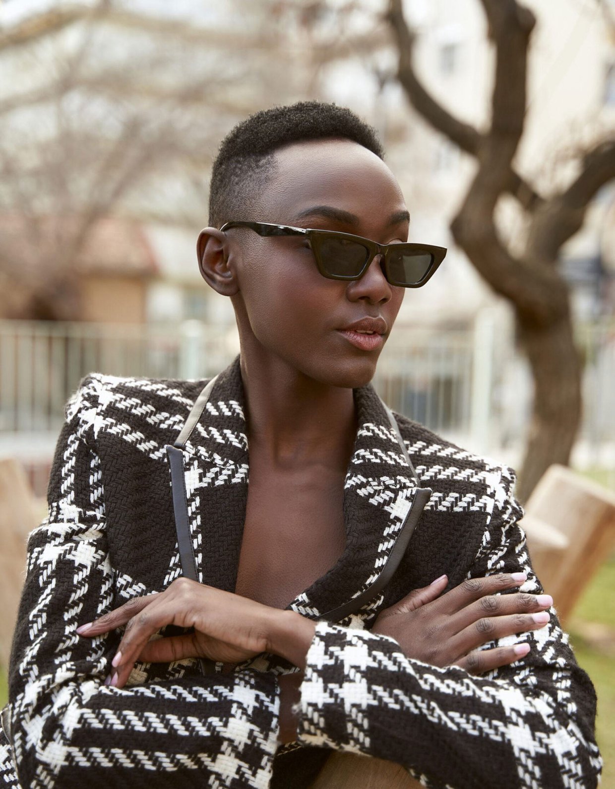 AV Sunglasses Karen black