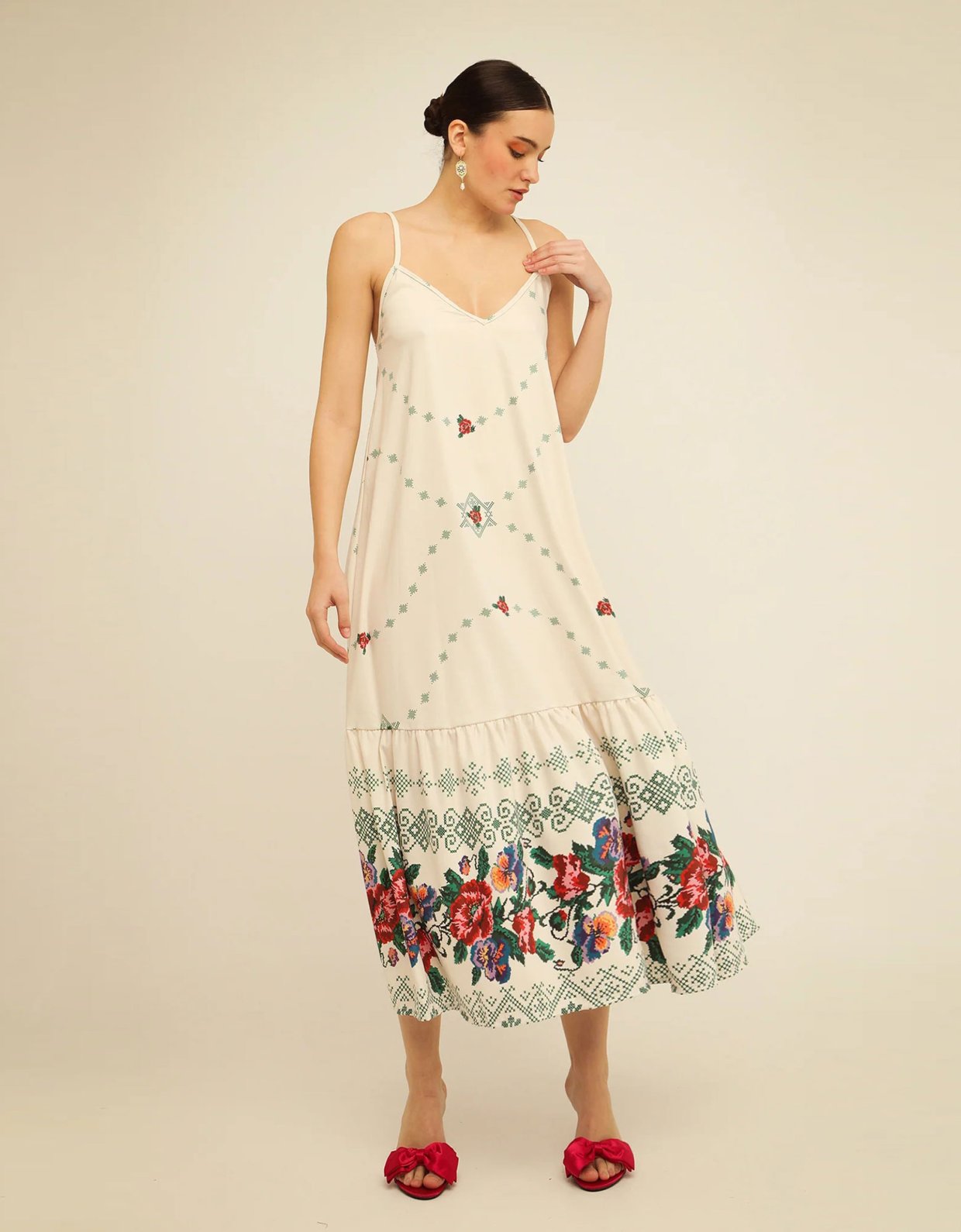 Bee Me Bella ivory dress