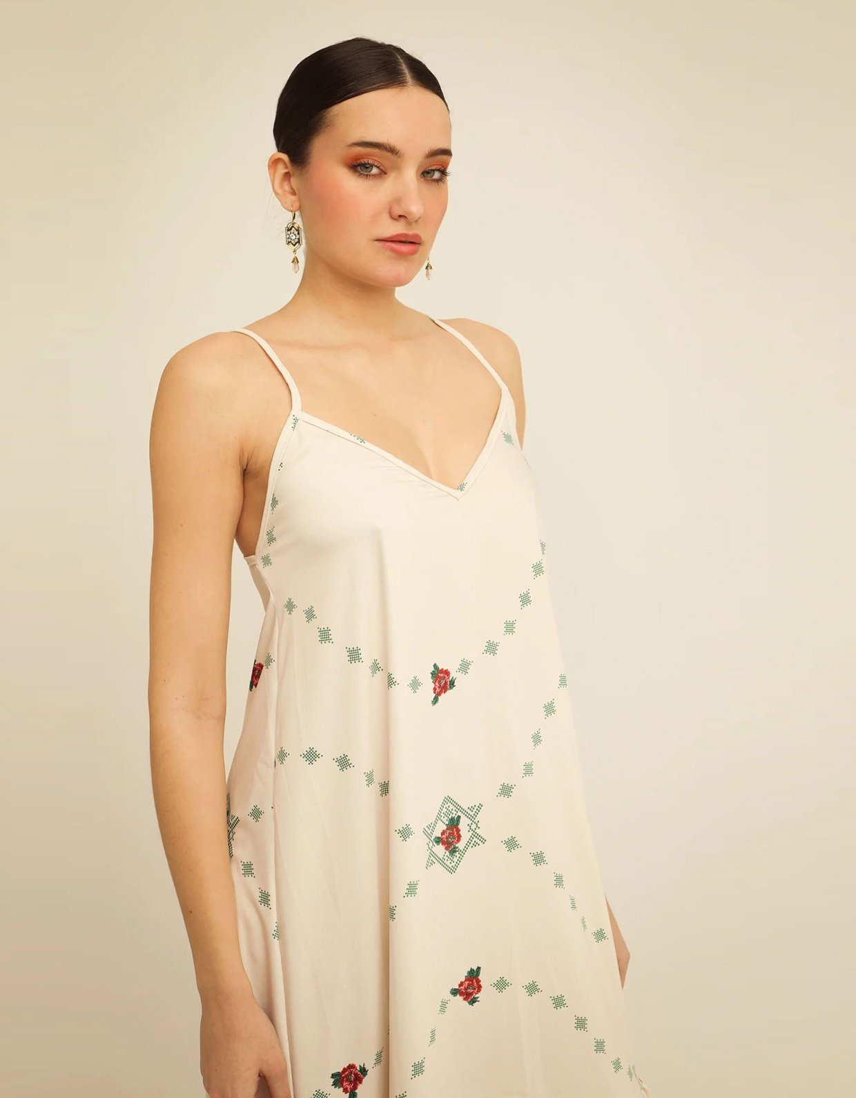 Bee Me Bella ivory dress