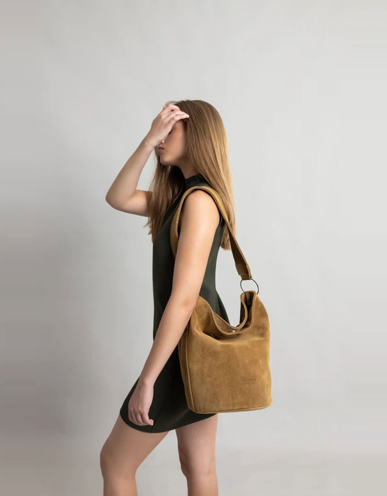 Clic Jewels Sandra round bucketbag camel suede