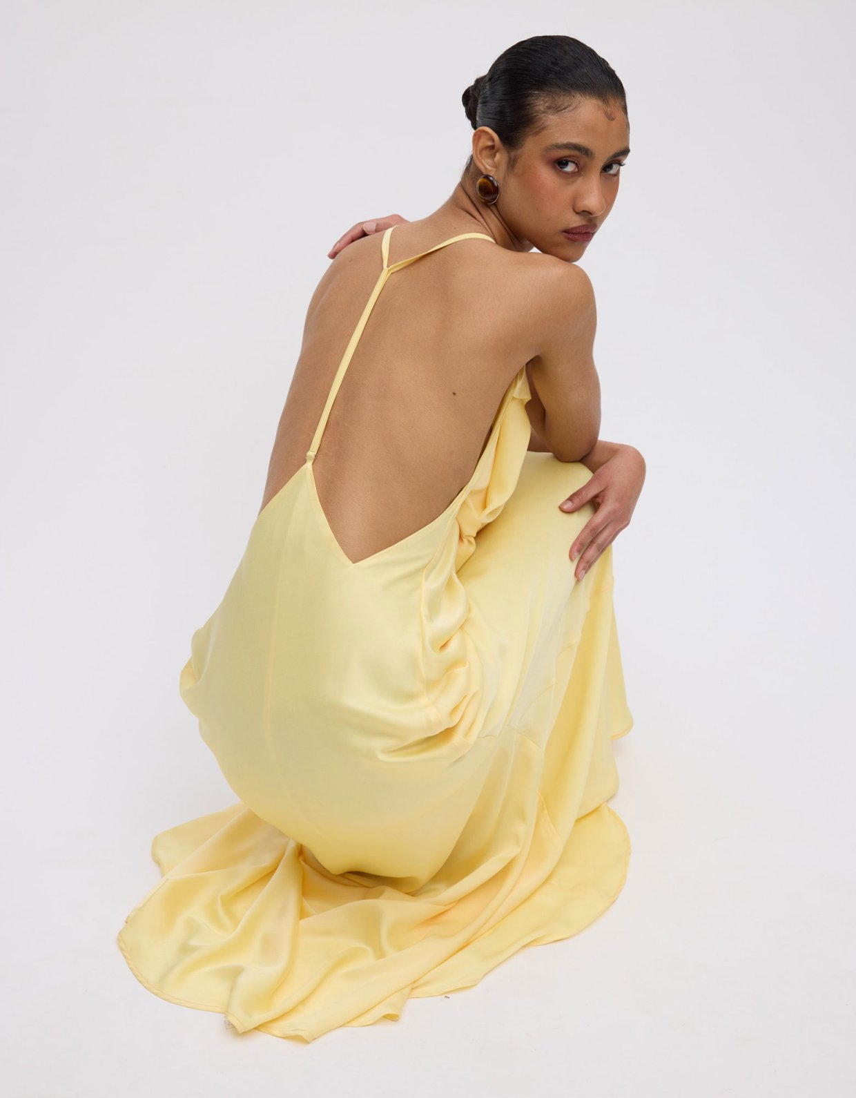 Ciel Concept Effie backless dress banana