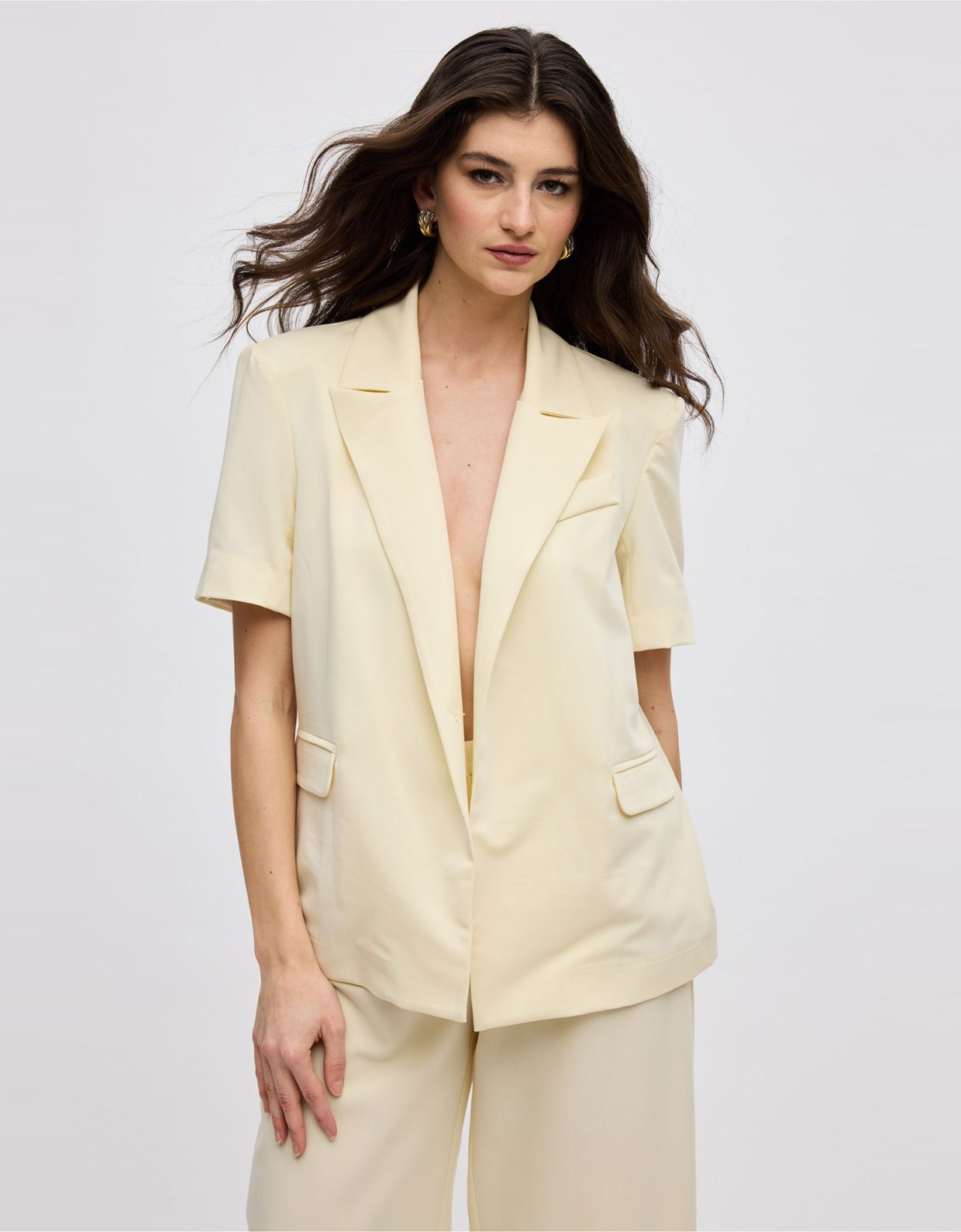 Ciel Concept Butter cream short sleeve blazer