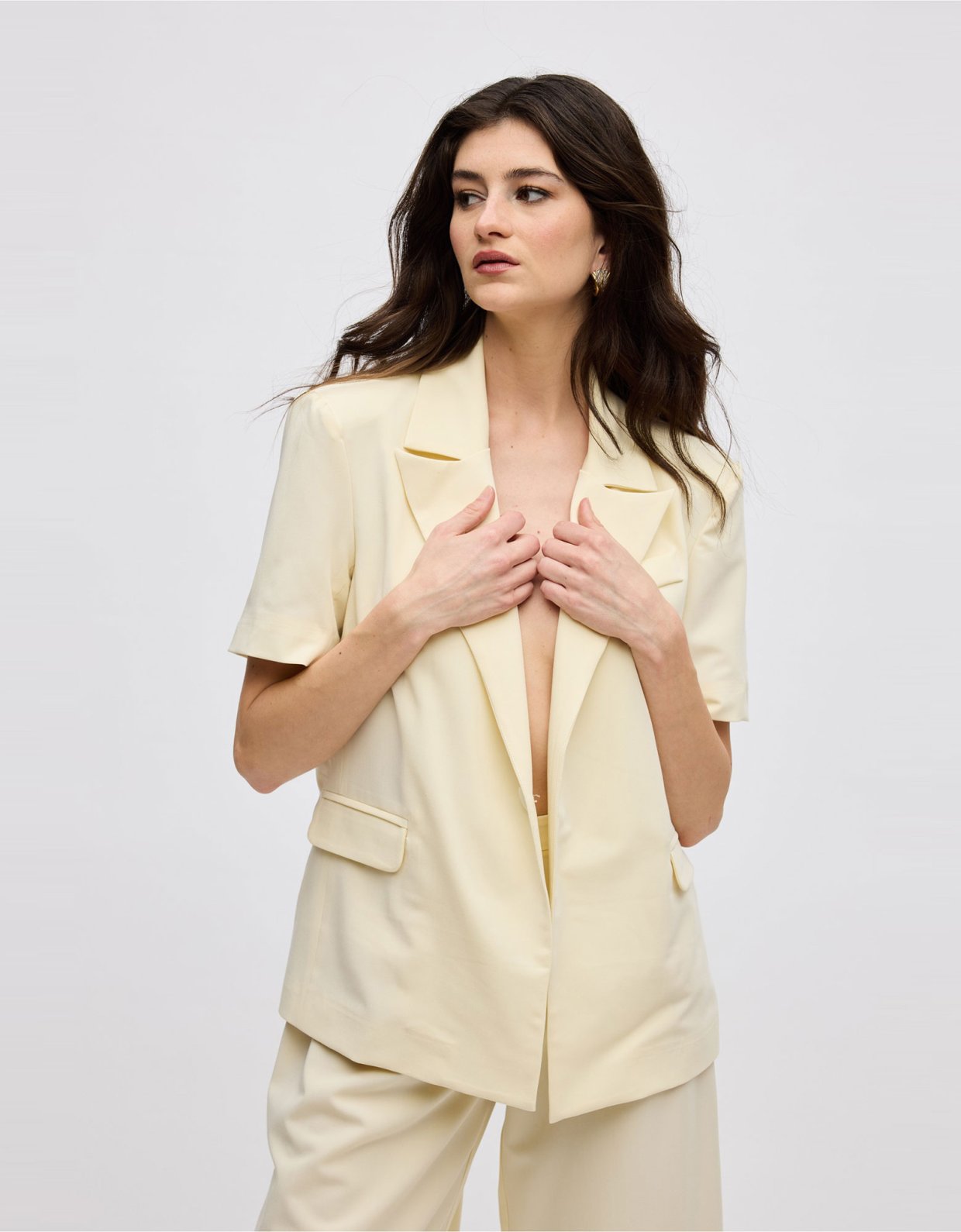 Ciel Concept Butter cream short sleeve blazer