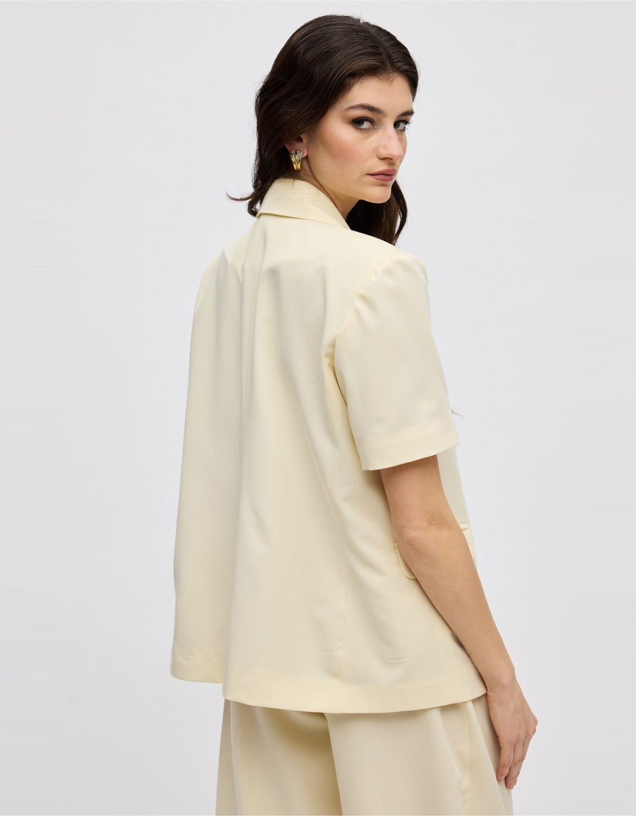 Ciel Concept Butter cream short sleeve blazer