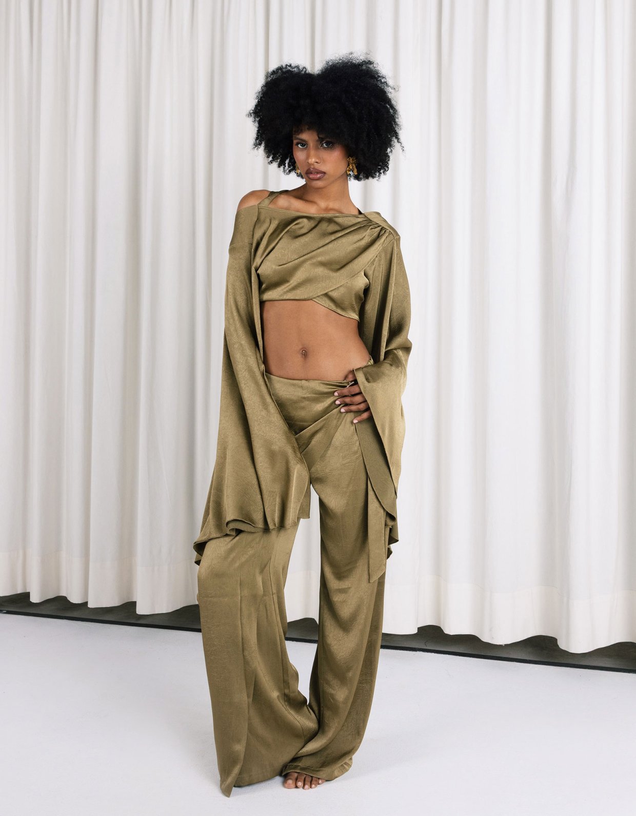 Abstracto Cassandra pants w/buckle