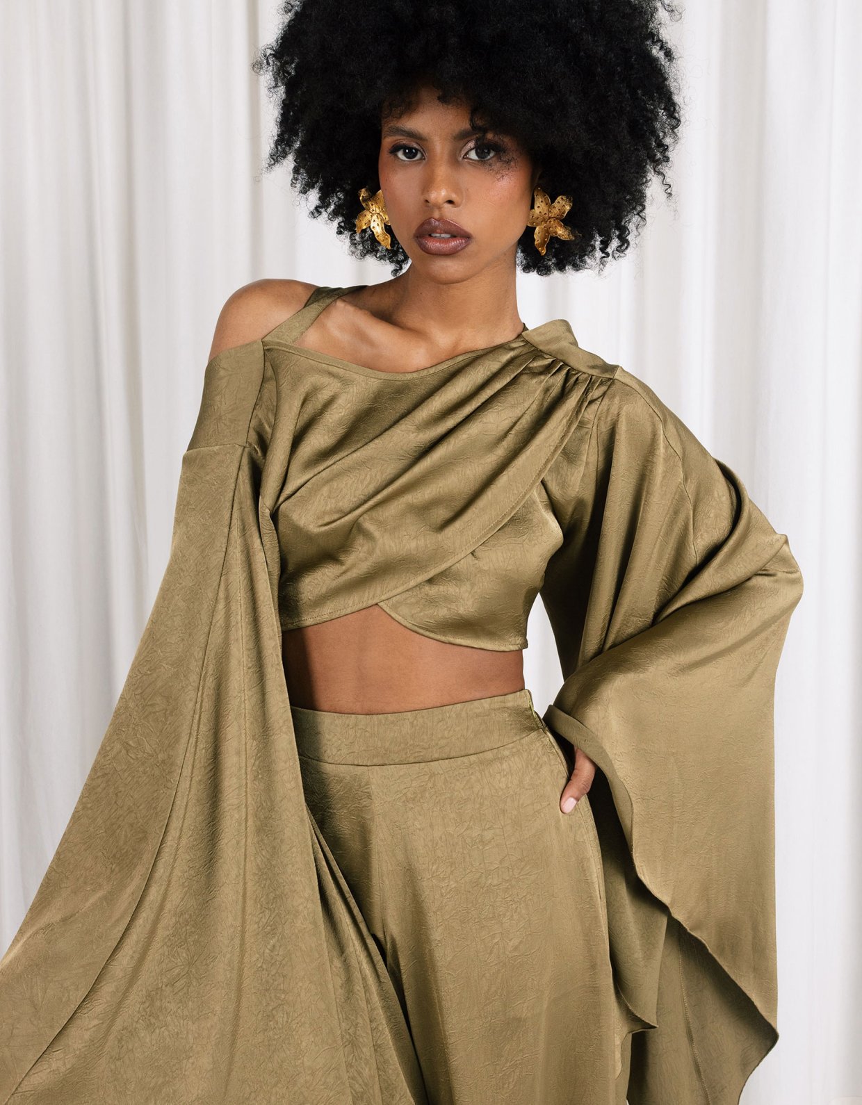 Abstracto Cassandra top wide sleeves