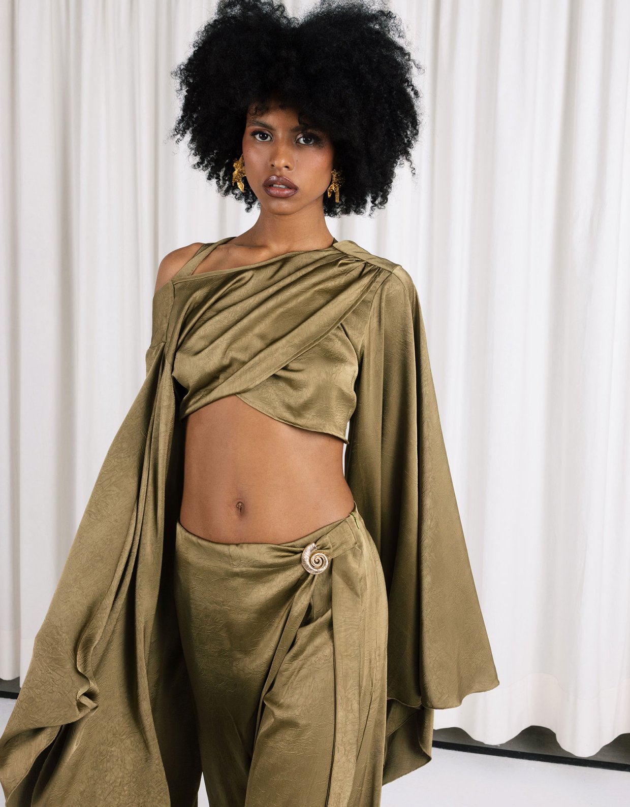 Abstracto Cassandra top wide sleeves