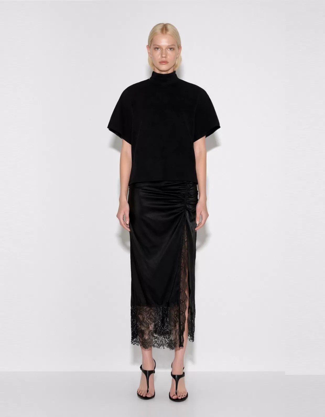 Mallory the label Dove black top