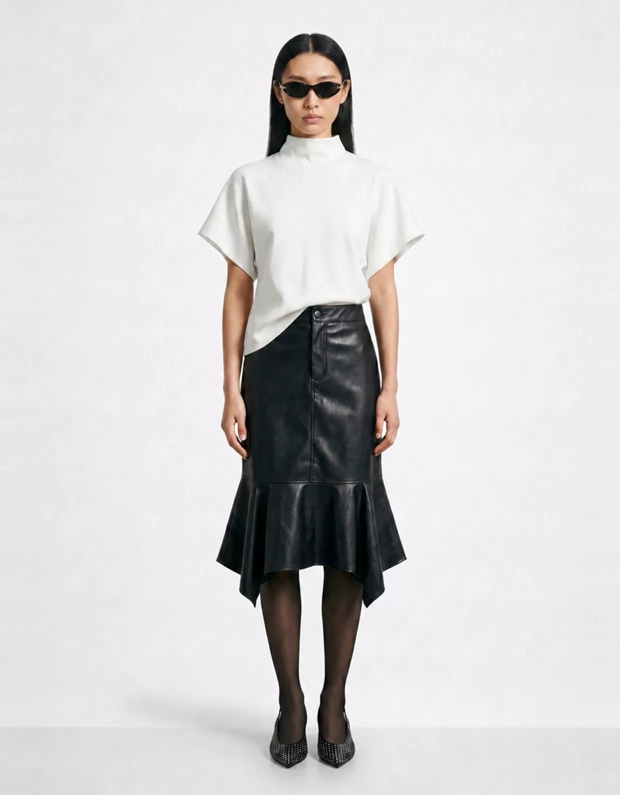Mallory the label Dove off white knit top