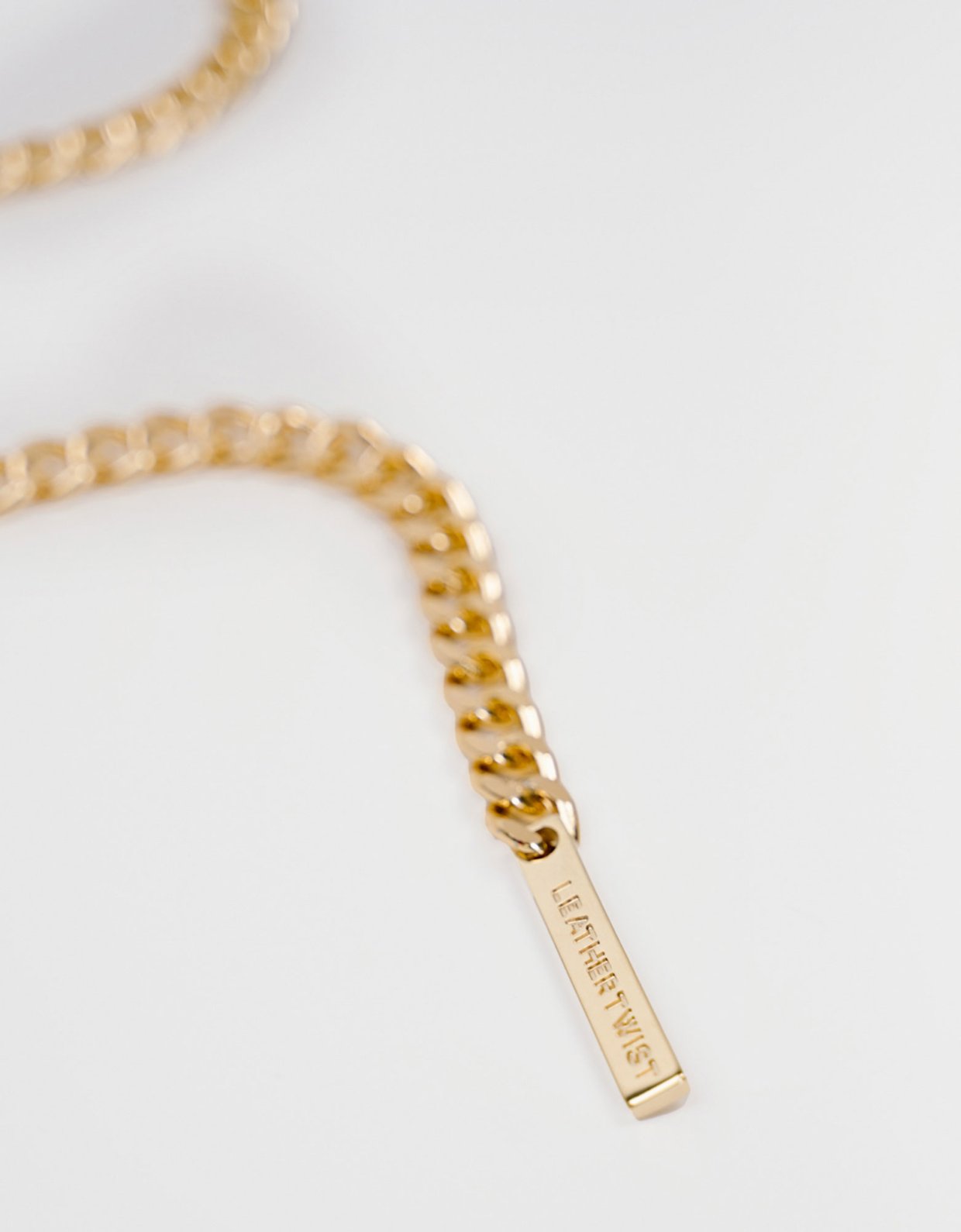 Leather Twist Twist chain belt gold
