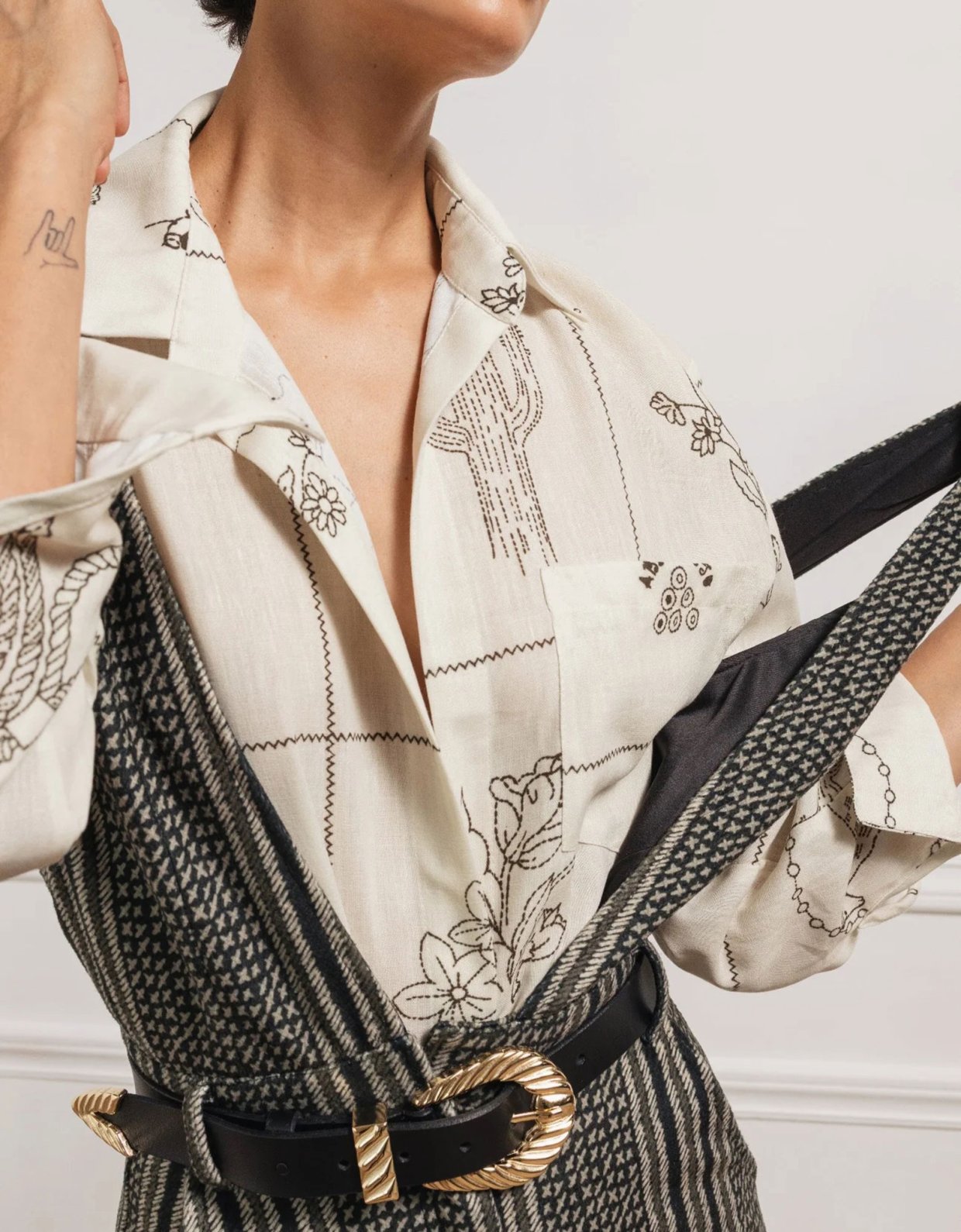 Abstracto Saloon unisex shirt chaki