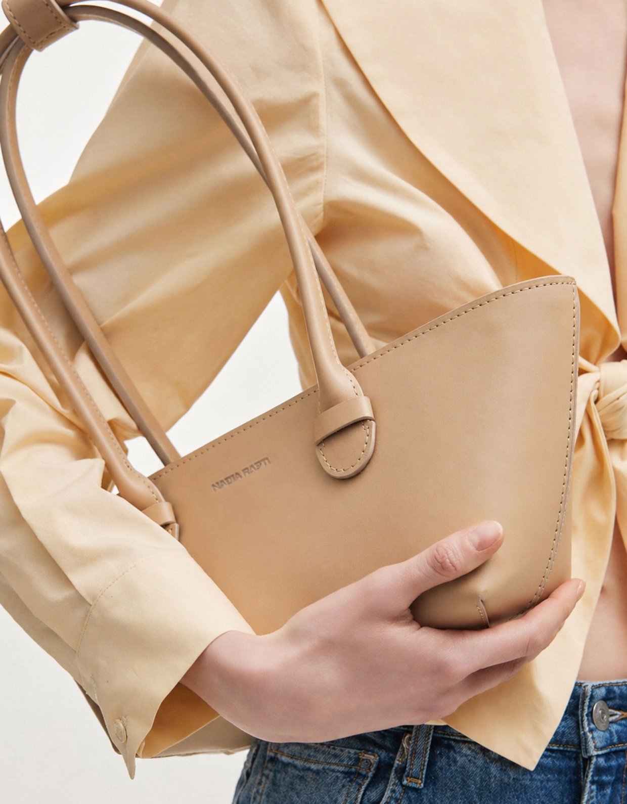 Nadia Rapti Gardenia leather bag beige