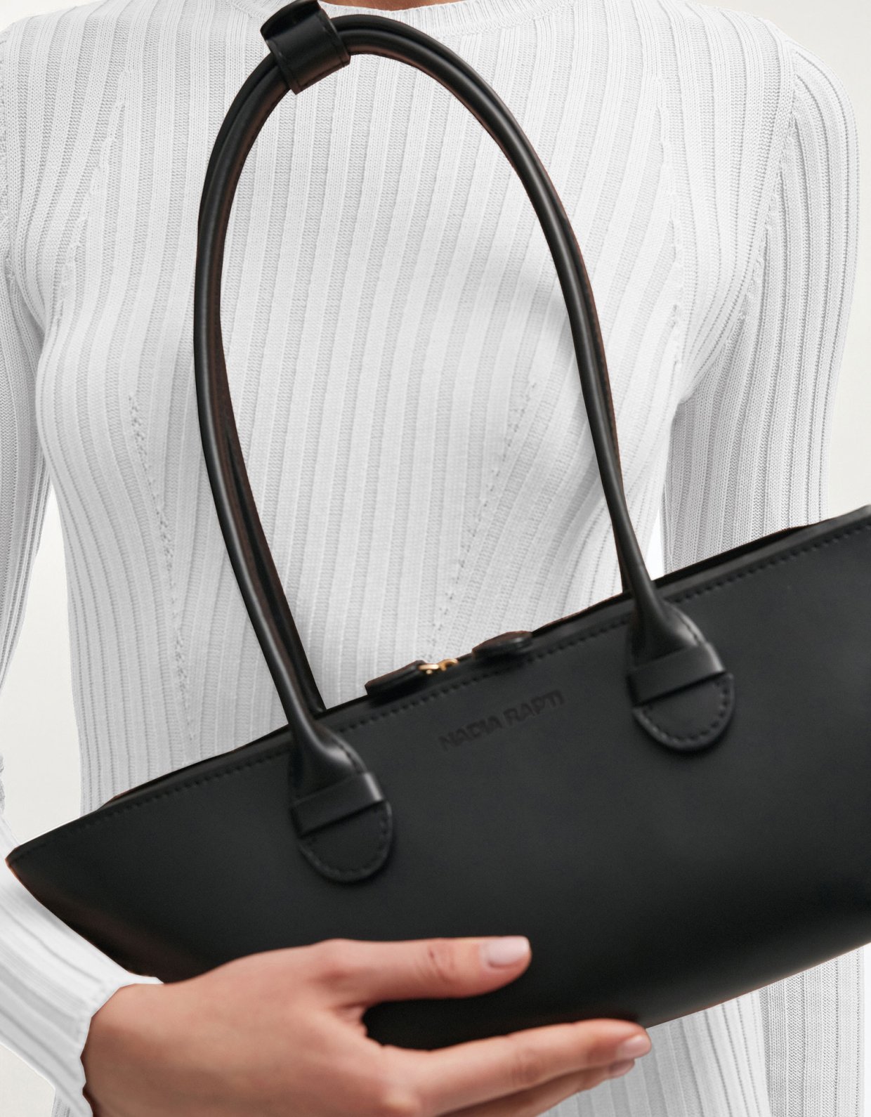 Nadia Rapti Gardenia leather bag black
