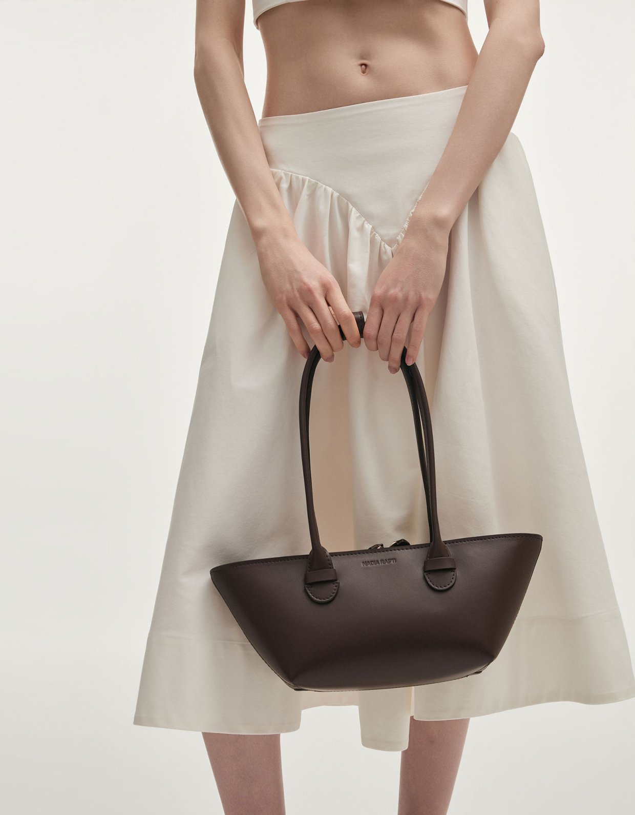 Nadia Rapti Gardenia leather bag coffee brown