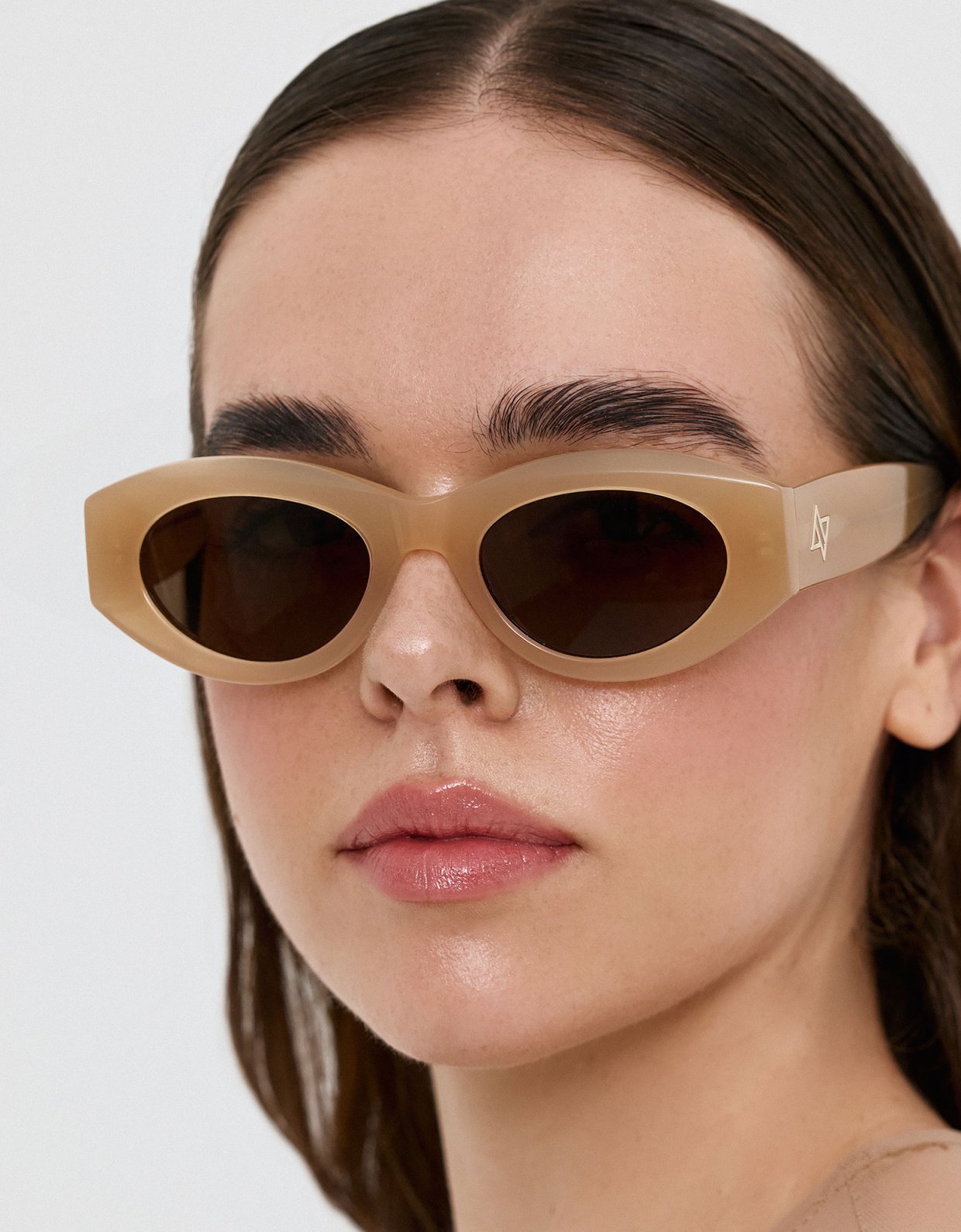 AV Sunglasses Lulu nude sunglasses