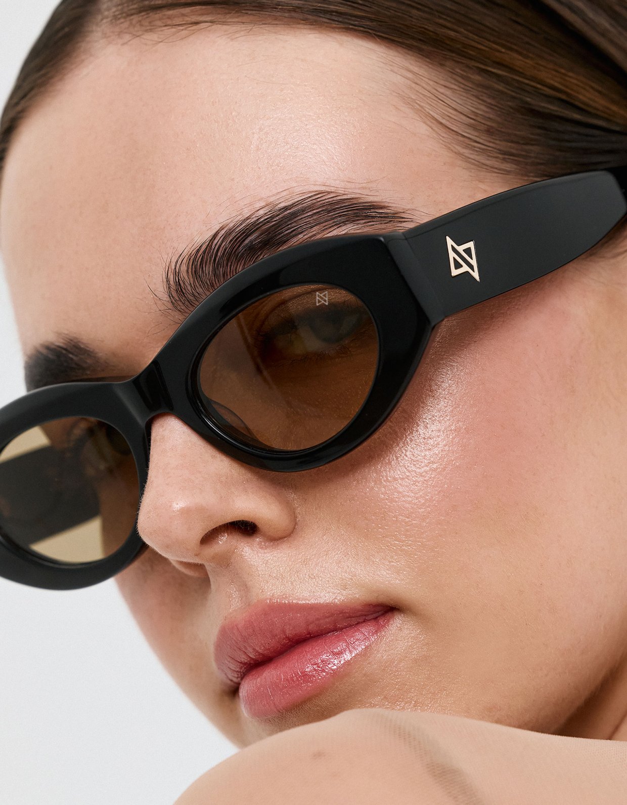 AV Sunglasses Lulu black/beige sunglasses