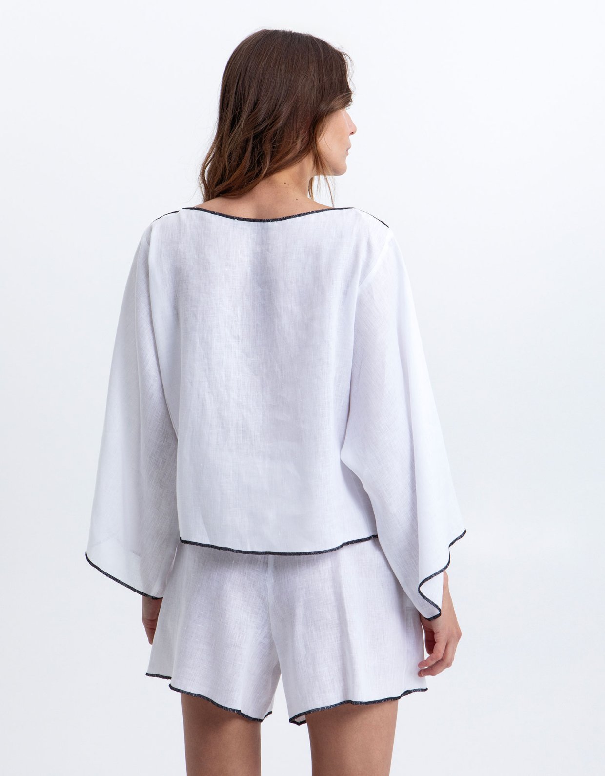 Greek Archaic Kori Interlock stich blouse white –black