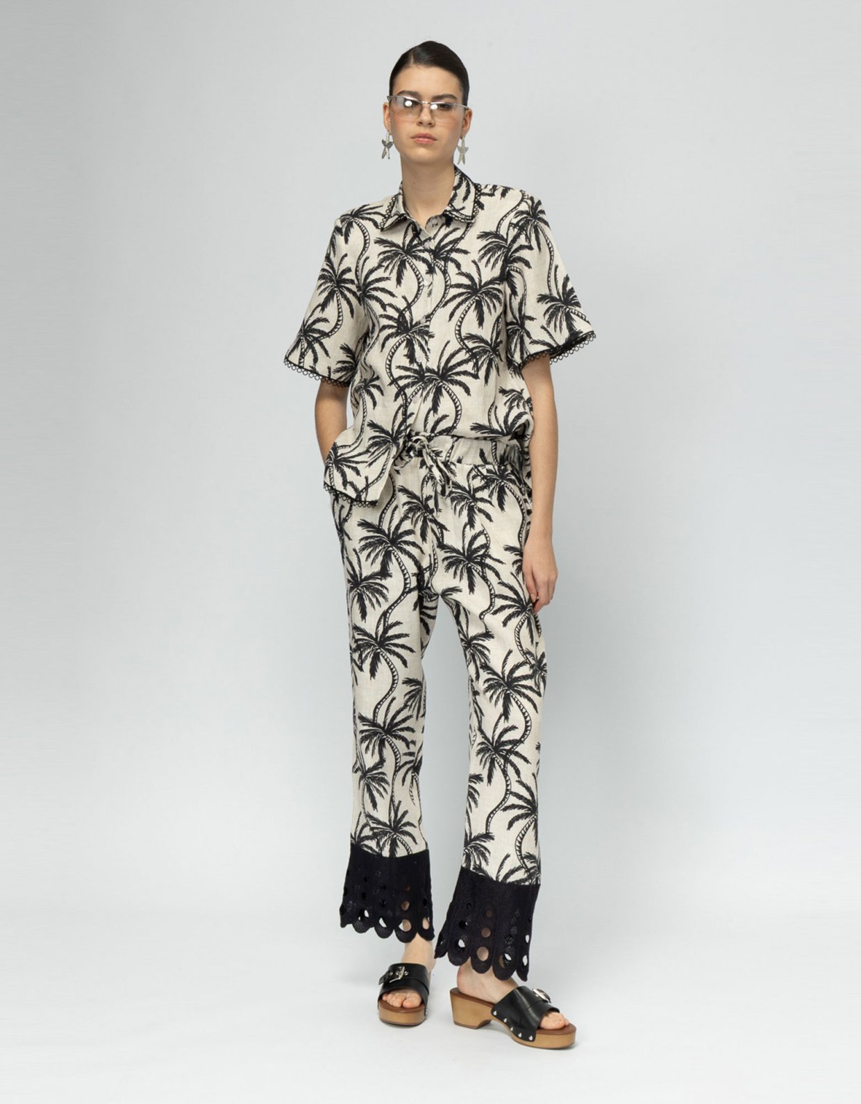 Mallory the label Island escape b&w palm pants