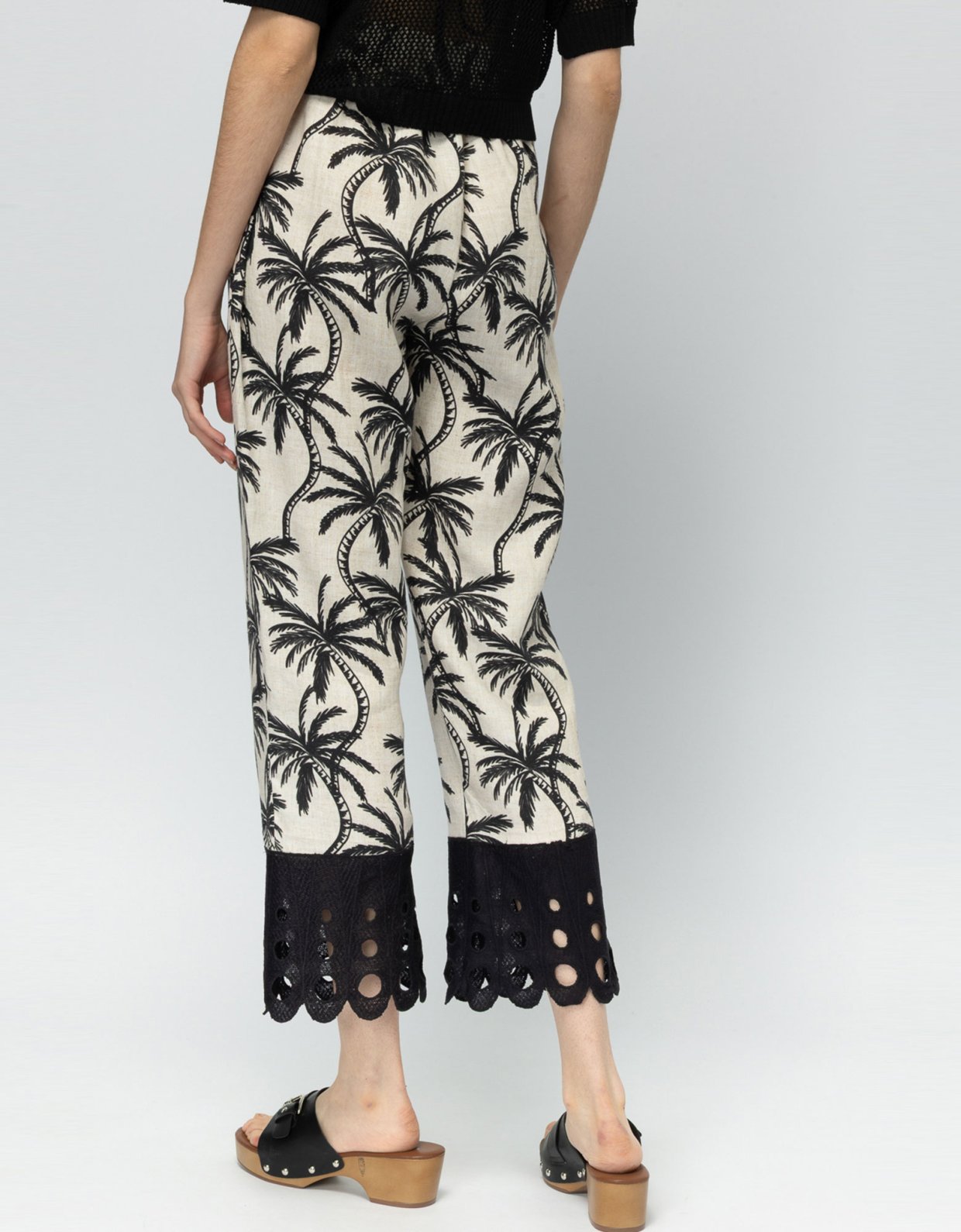 Mallory the label Island escape b&w palm pants