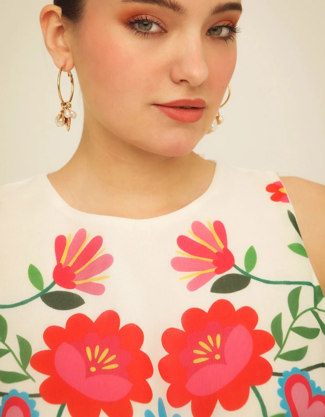 Bee Me Karmen white dress
