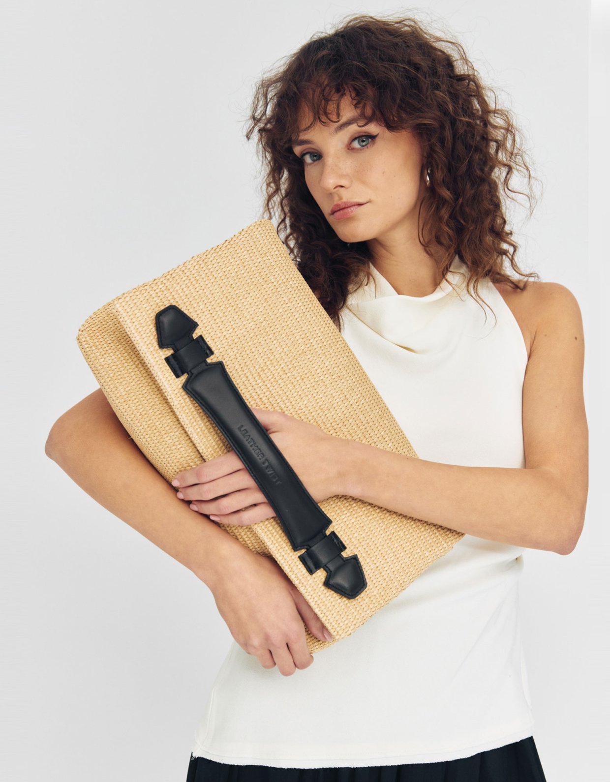 Leather Twist Nest bag straw