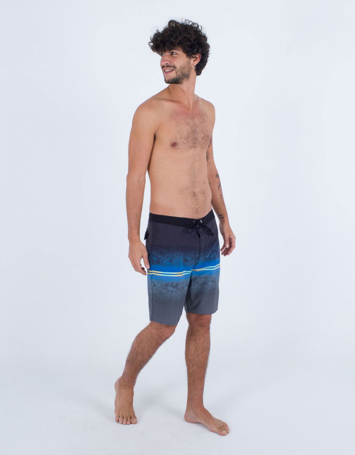 Hurley Weekender 20’  black multi swim short