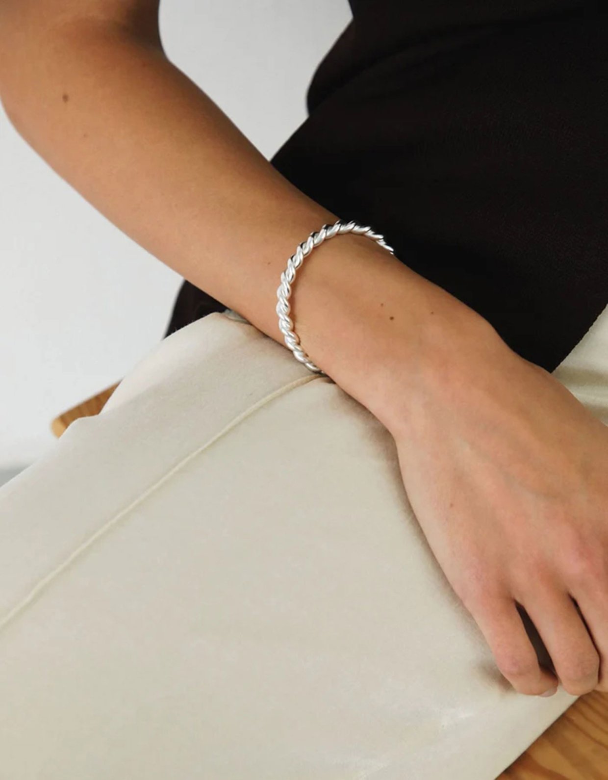 Moncollier Marea silver cuff bracelet