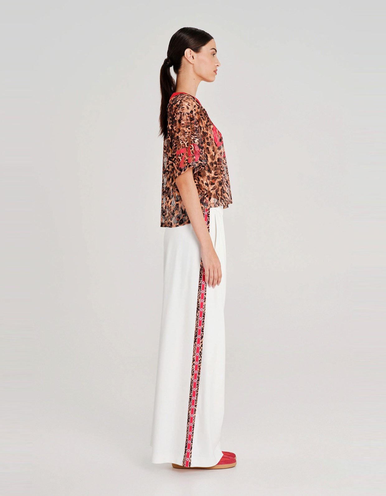 Peace and Chaos Mindfulness pants white