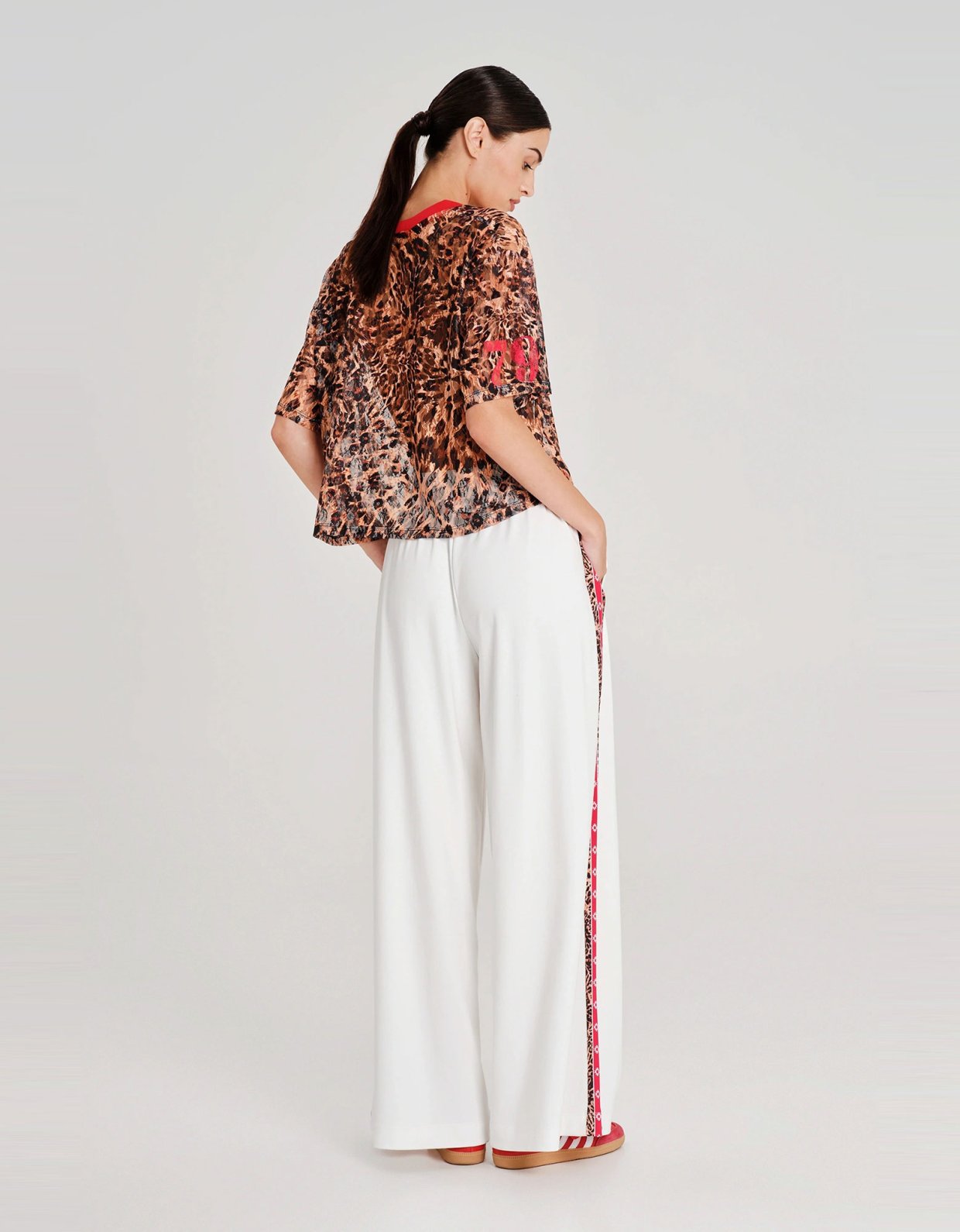 Peace and Chaos Mindfulness pants white
