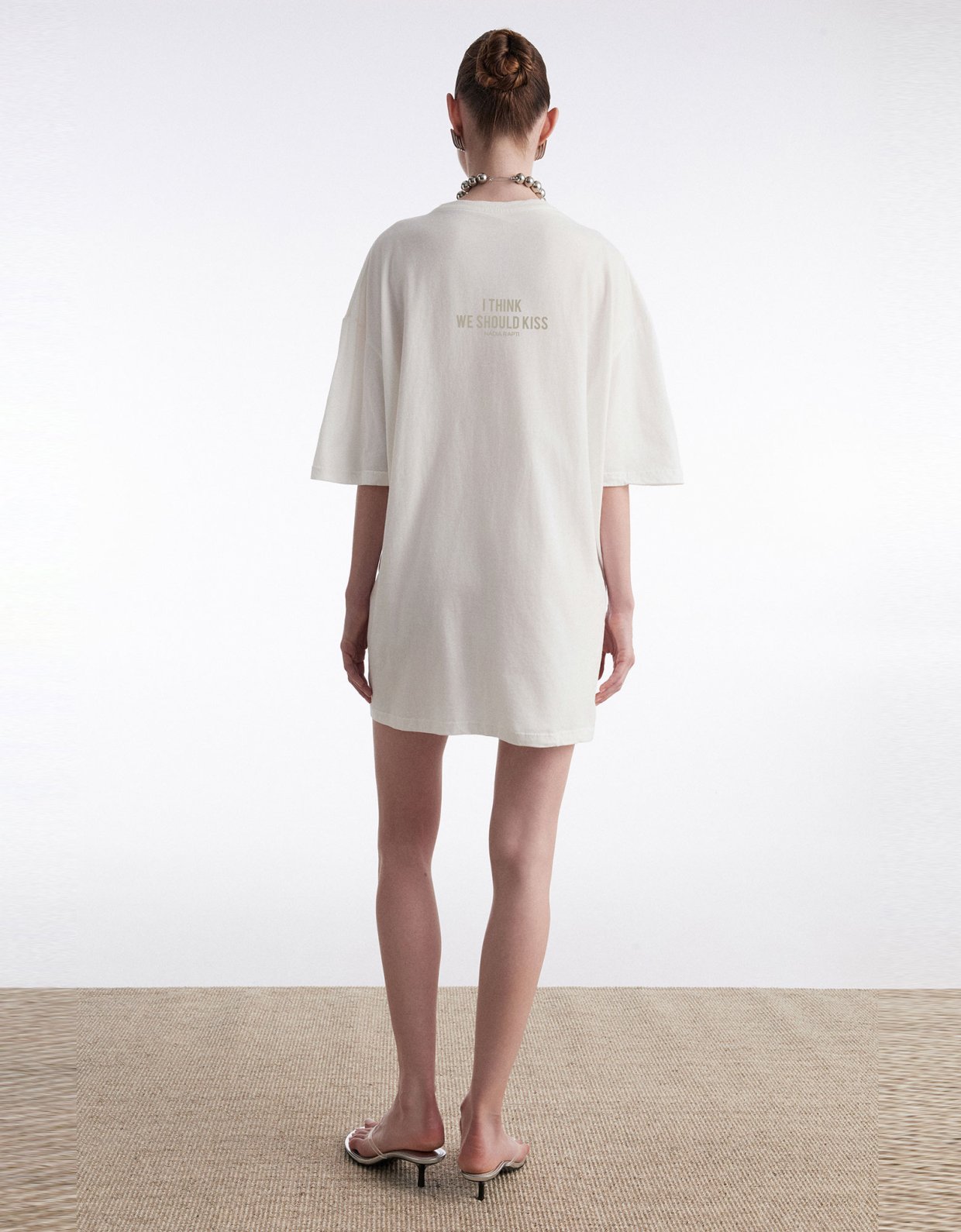 Nadia Rapti We should kiss t-shirt M/W off white