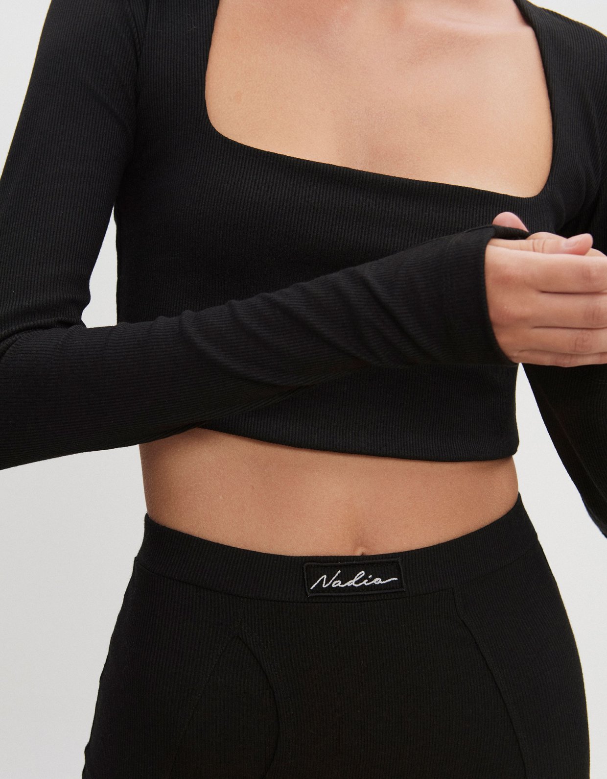 Nadia Rapti Bite crop top black