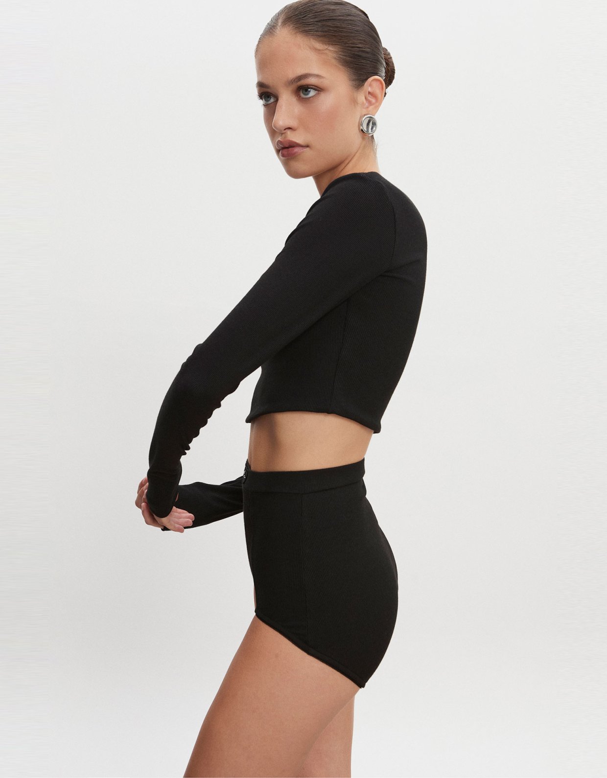 Nadia Rapti Bite crop top black