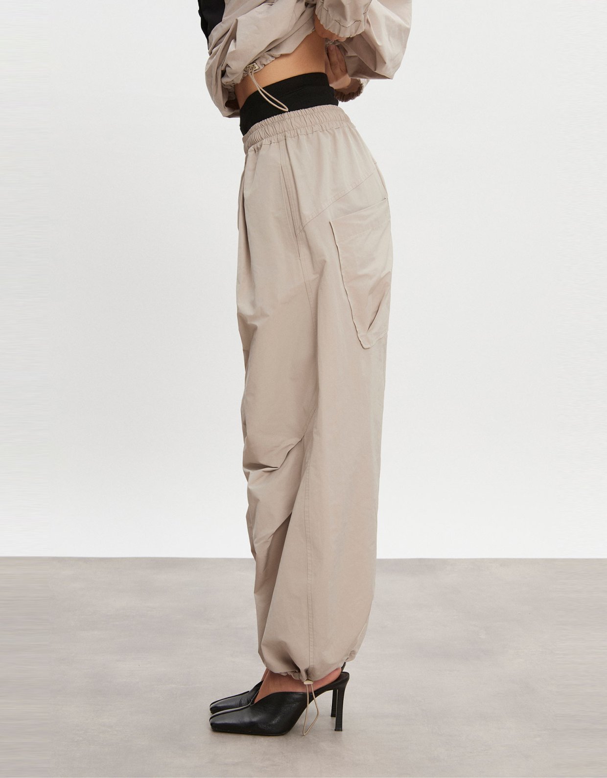 Nadia Rapti Paolo trackpants M/W greige