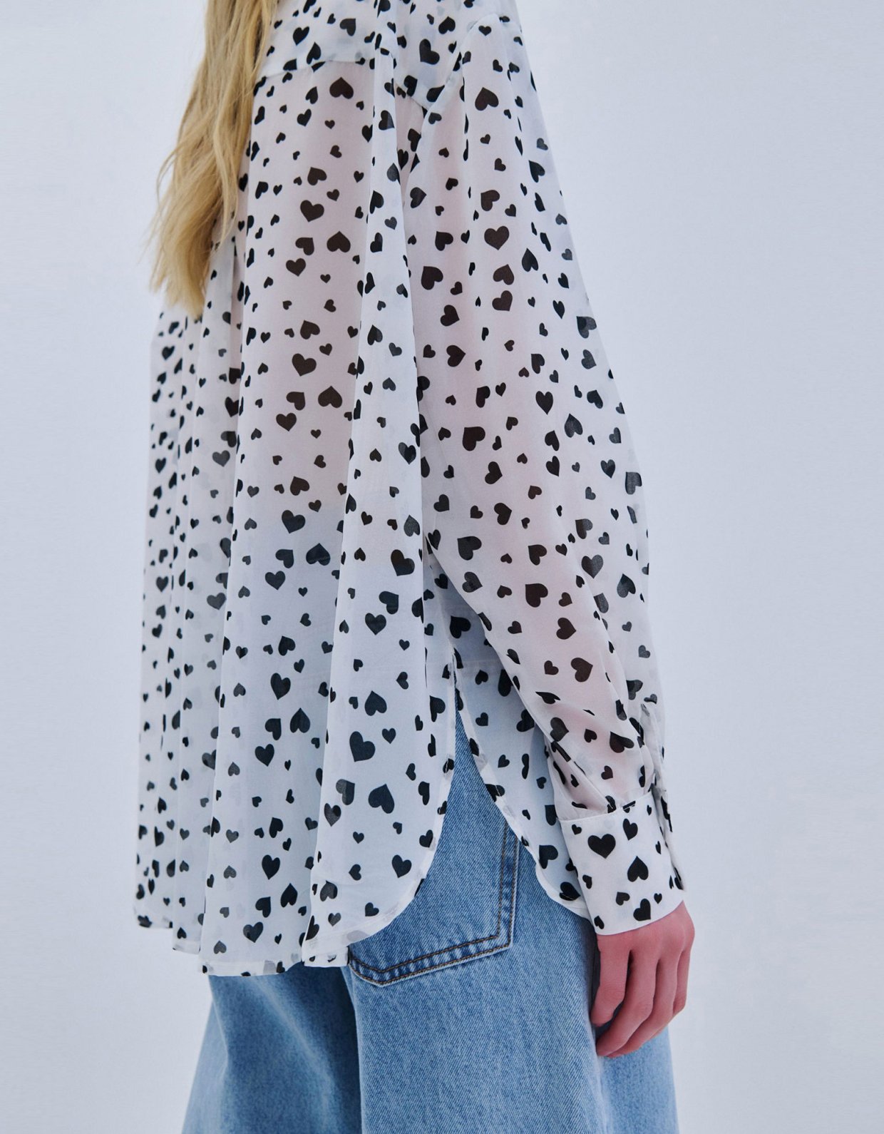 Combos Knitwear Oversized hearts shirt B&W